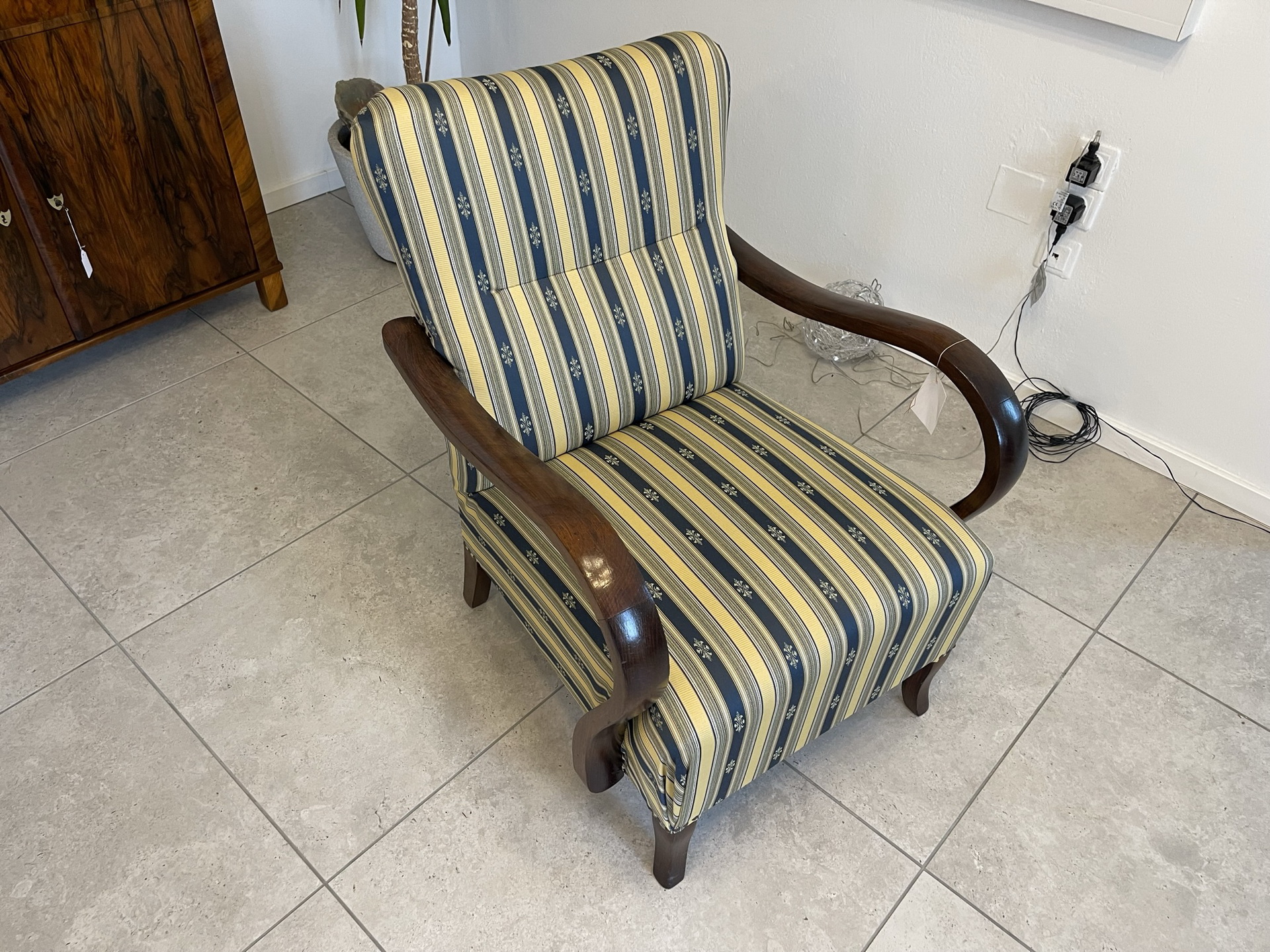 Biedermeier-Barock_38wUkZN3LYLYXLa Art Deco Fauteuil Armchair Halabala, neu gepolstert, massives Buchenholz, i1754