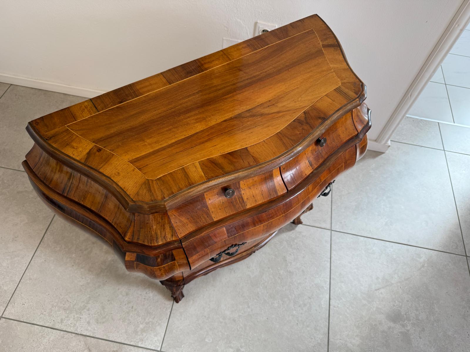 Barockstilkommode 4 Laden Kommode Marketerien Nussholz D2366