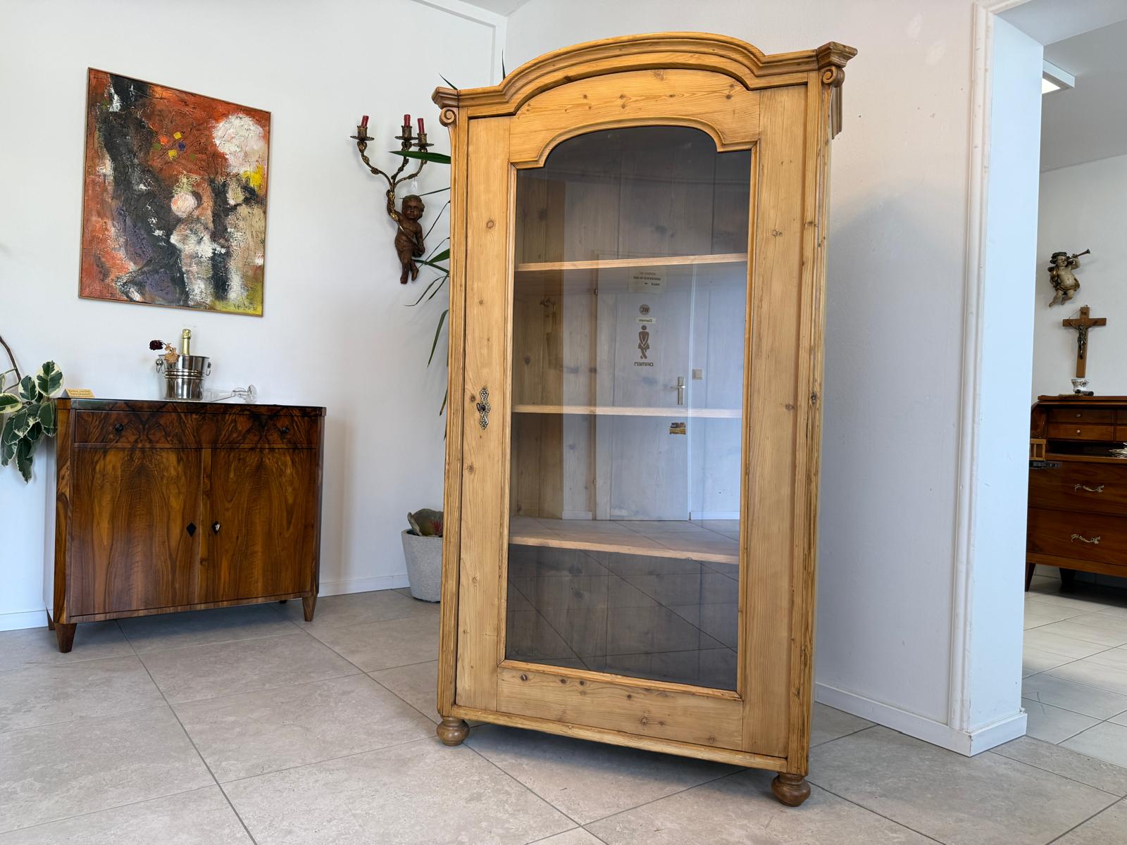 Bäuerliche Vitrine Bauernvitrine Bauernschrank Naturholz Bücherschrank G2011