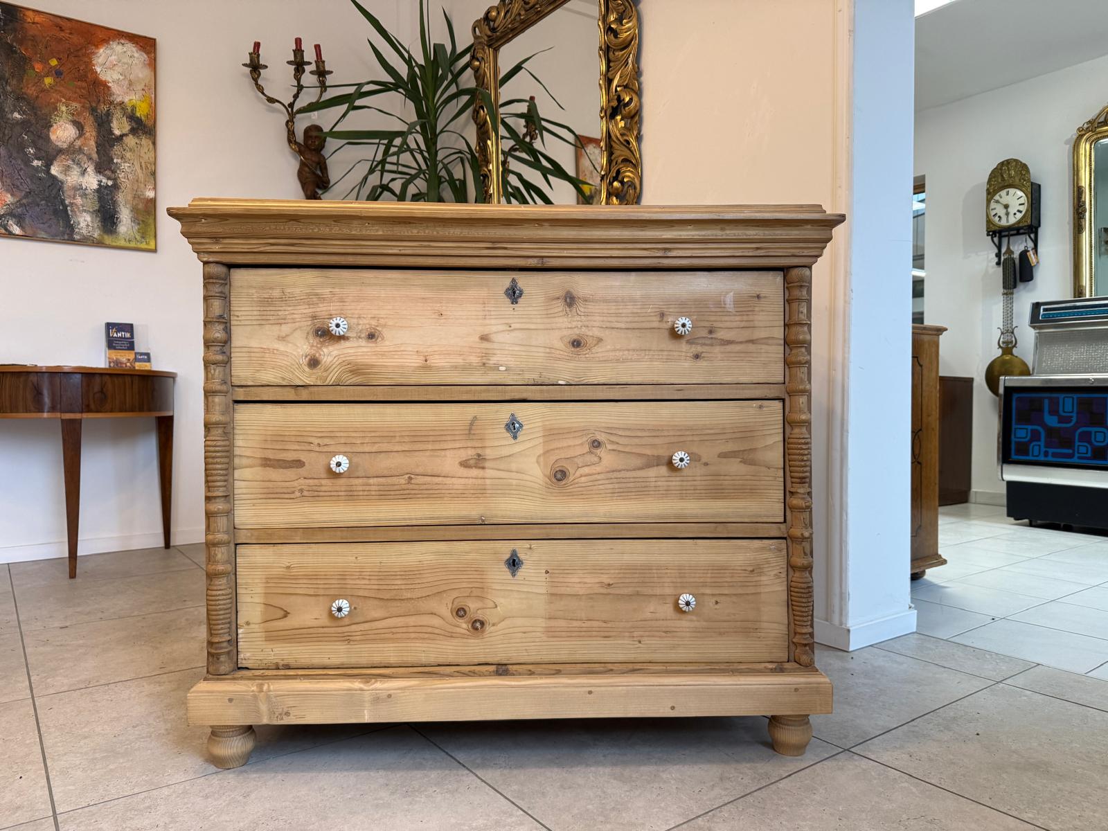 SALE Restaurierte Gründerzeit Kommode Ladenkommode Weichholz D1077
