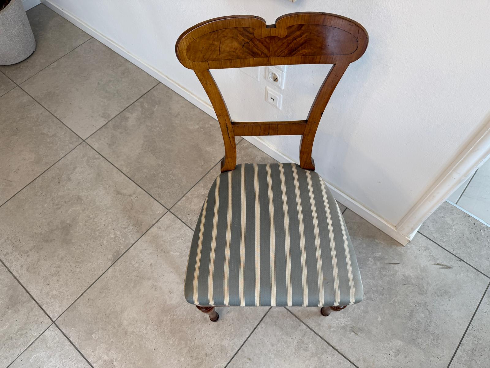 Biedermeier Sessel Stuhl Nussholz Rarität Antiquität G1858-1