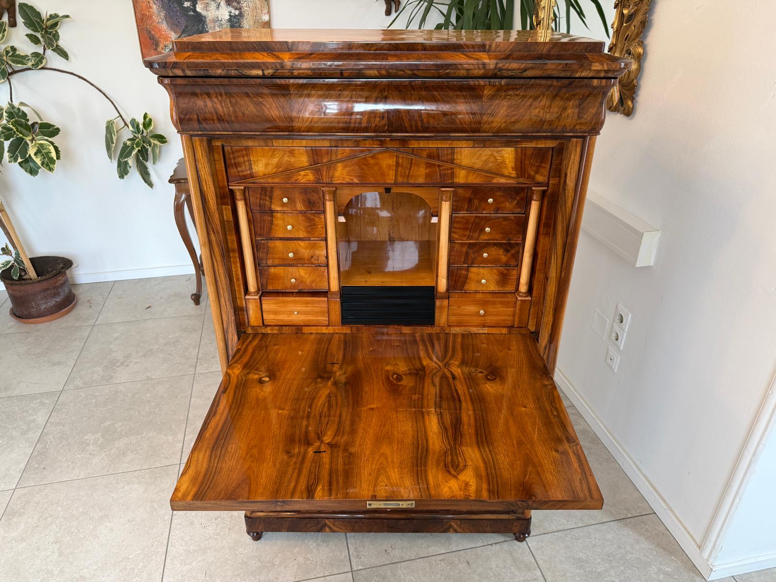 Sale Restaurierter Spätbiedermeier Standsekretär Schellack G1816