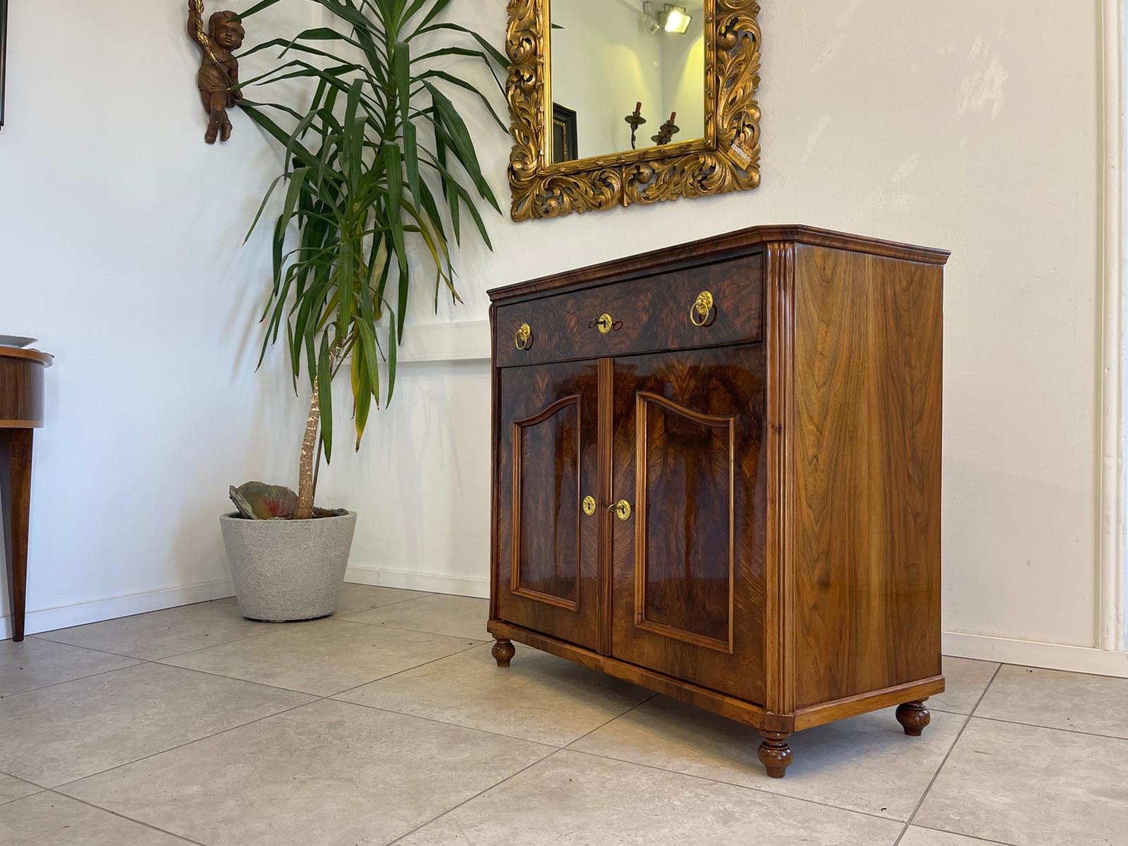 Sale Restaurierte Biedermeier Kommode Nussholz Antiquität A5494