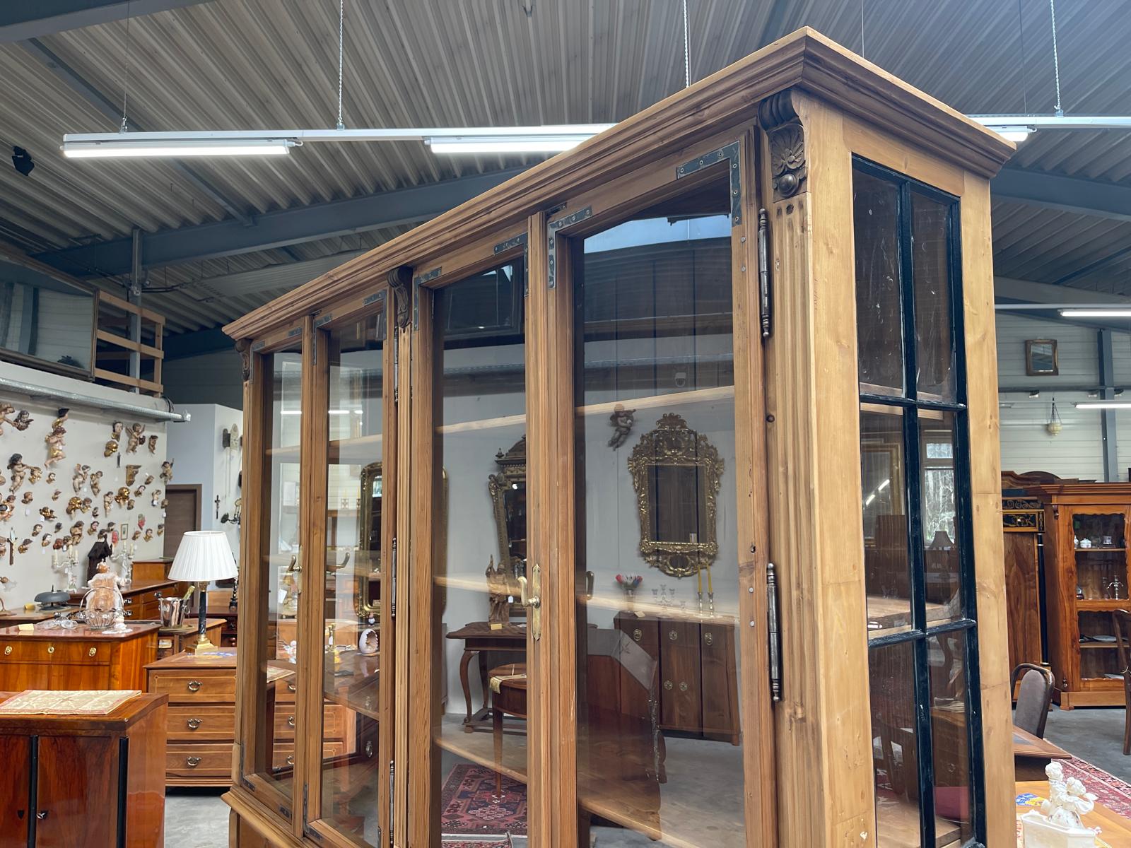 Antiker Bäuerlicher Bücherschrank Große französische Bibliotheksvitrine Glasschrank G1367