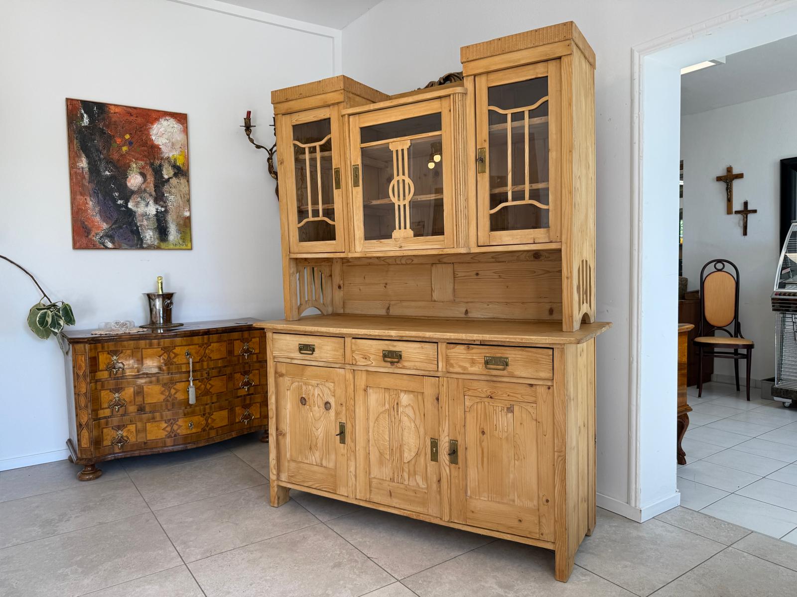 Jugendstil Küchenkredenz Bauernschrank Bauernkredenz D2613