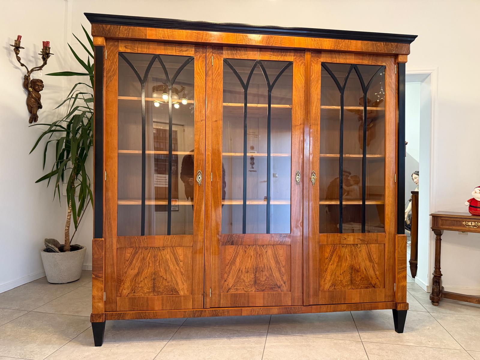 SALE Restaurierte Biedermeier Vitrine Bücherschrank ANTIQUITÄT G2352