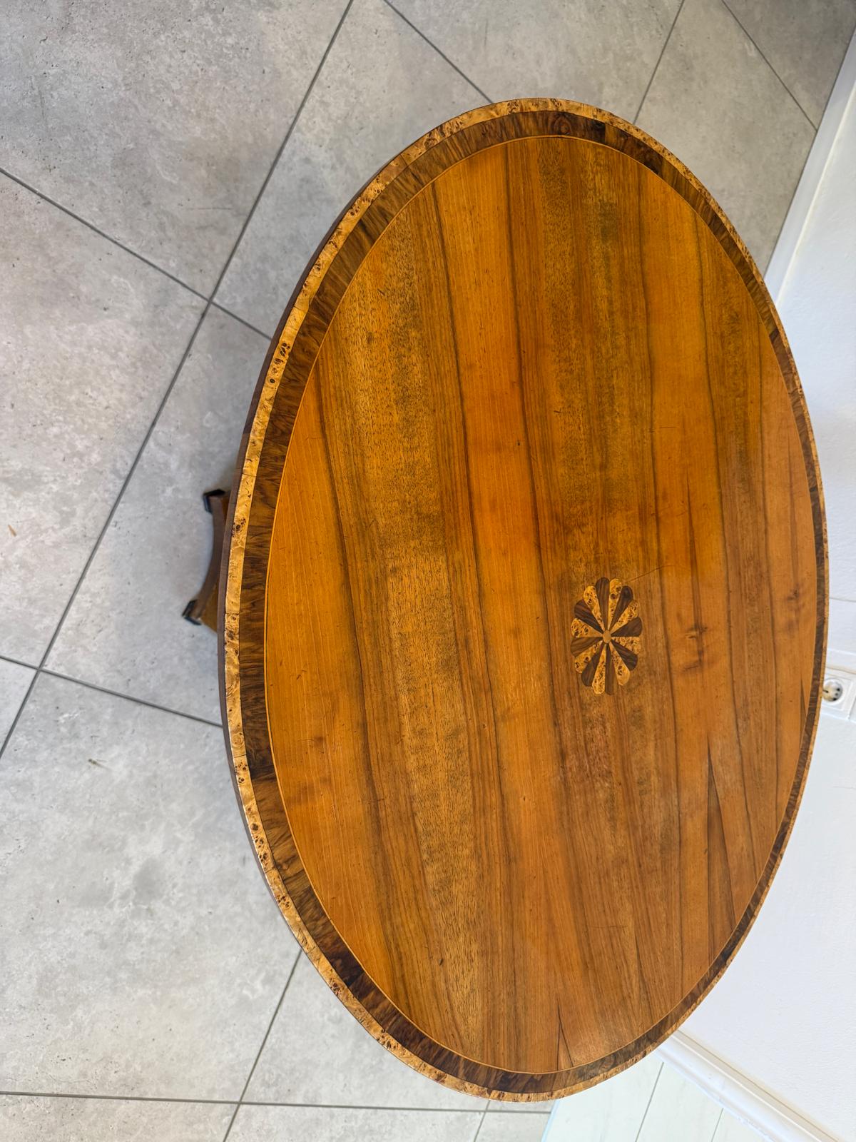 Originales ovales Biedermeier Tischerl Vasentisch Stempeltisch G1991