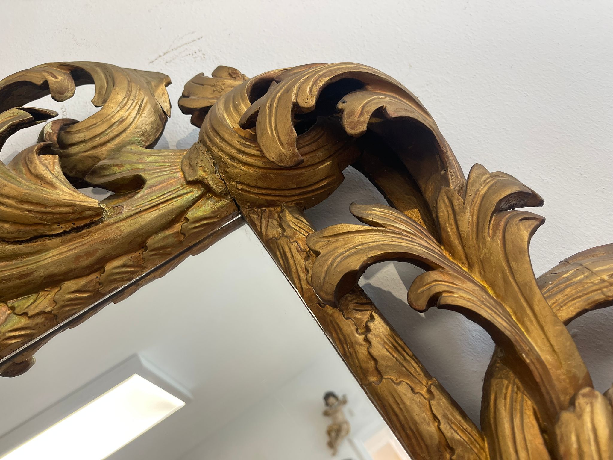 00c8a46a-e058-4641-b614-61a07a195e11 Florentiner Spiegel Akanthusblattschnitzkunst A4936