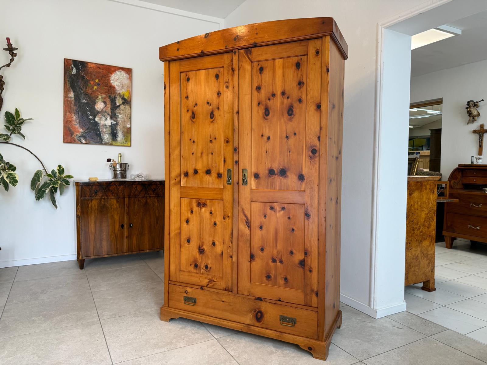 Zirbenholz Schrank Kasten Bauerschrank Kleiderkasten Bauernkasten G1883
