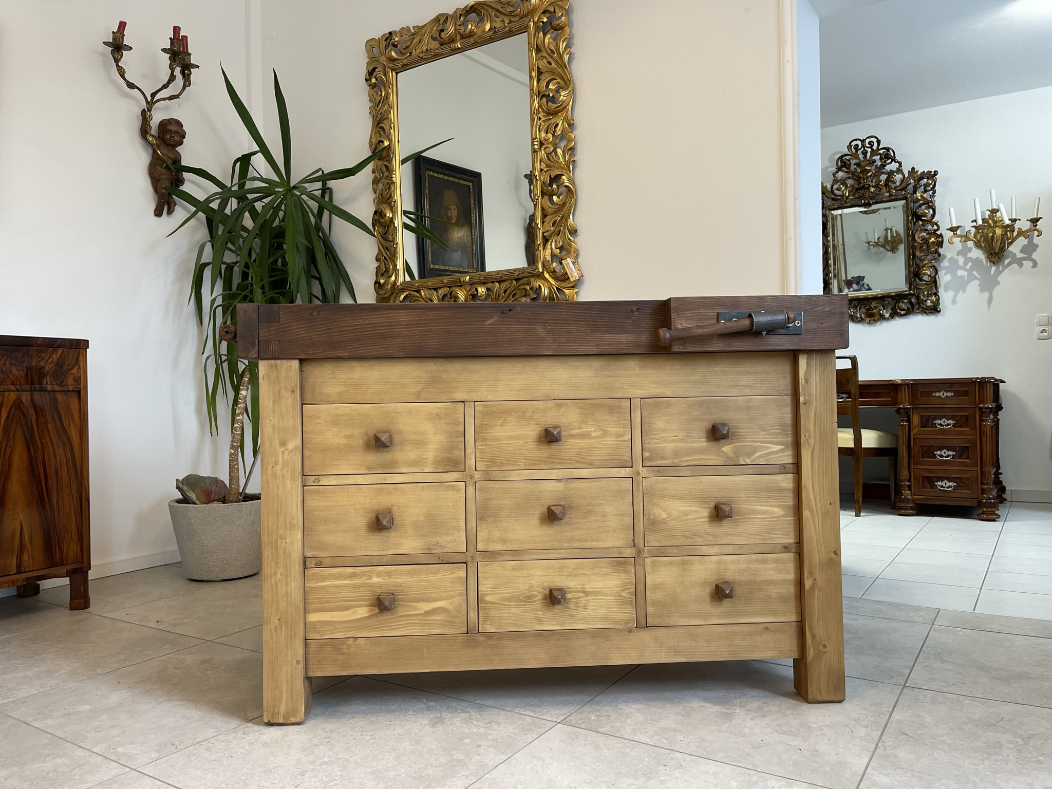 urige Hobelbank,Werkbank Ladentisch B1417