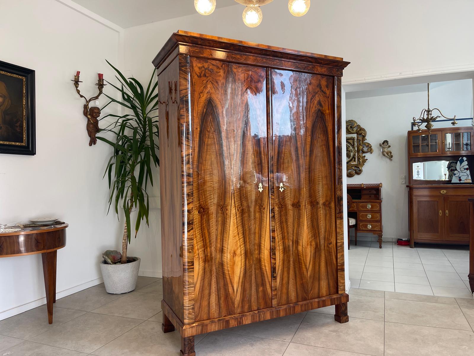 Sale Restaurierter Hallenschrank Biedermeier Schrank Kasten Antiquität G1139