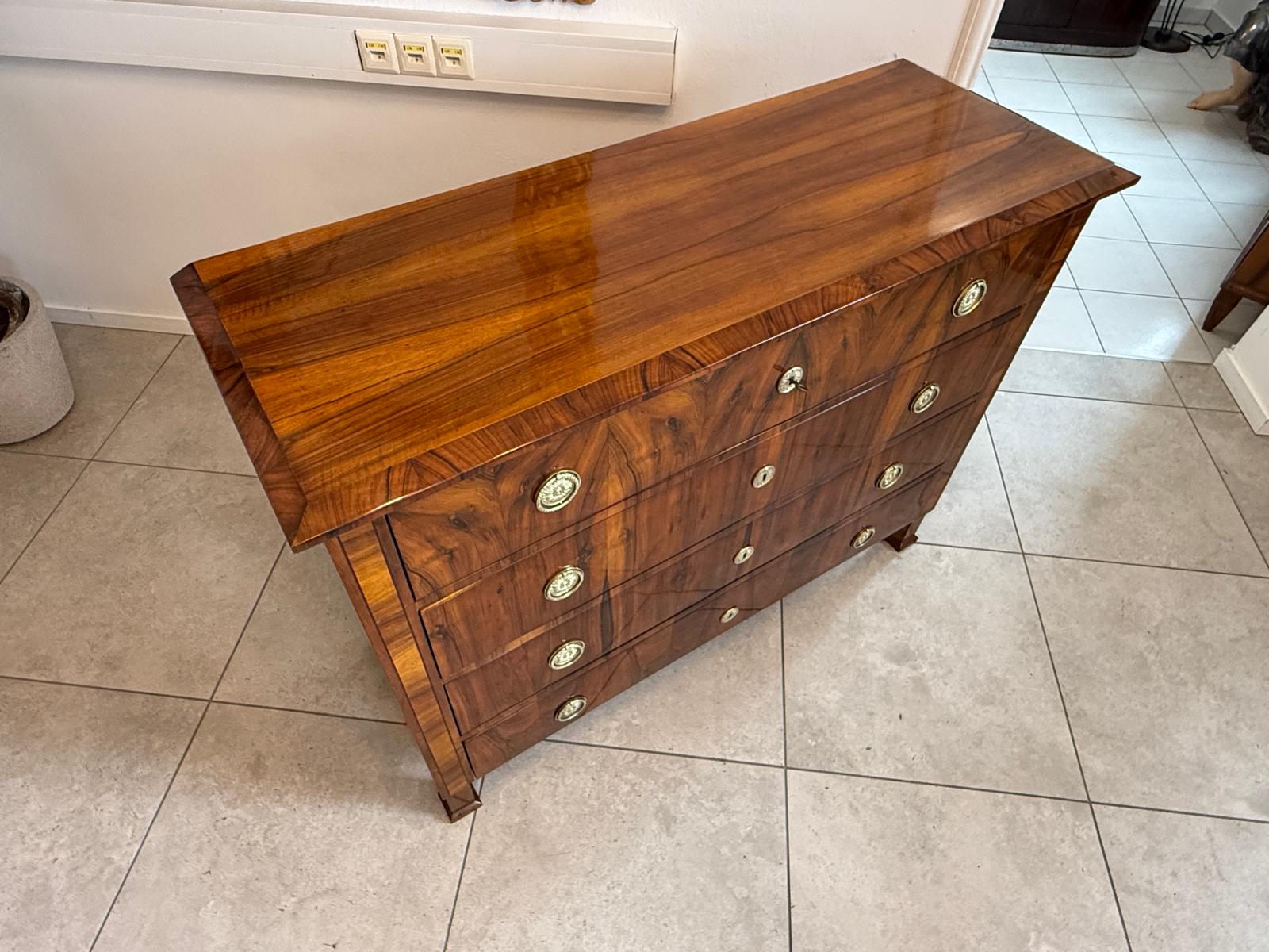 Biedermeier Kommode 4 Ladenkommode Nussholz Antiquität Restauriert D2478