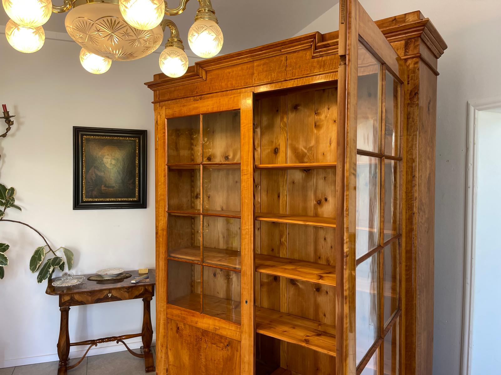 Antike Restaurierte Biedermeier Bücherschrank Vitrine Traumxemeplar Antiquität  G1641
