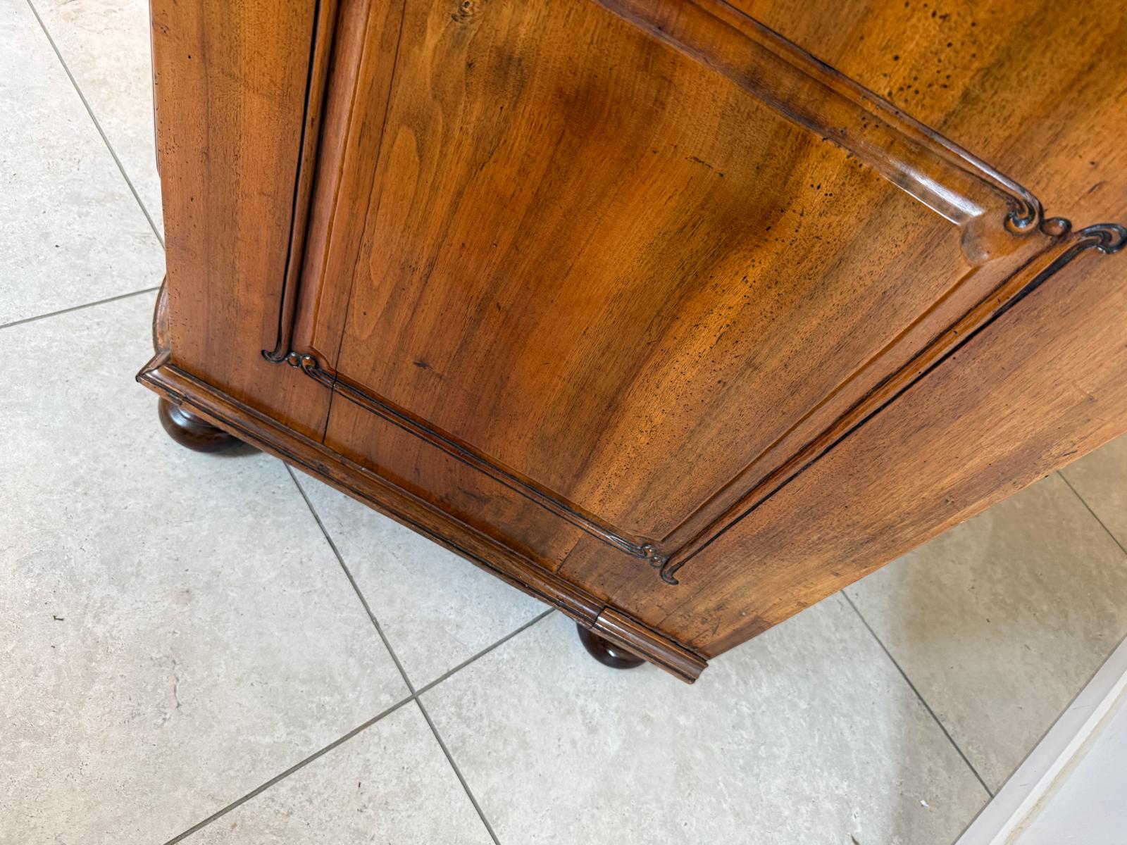 SALE Originale Aufsatzvitrine Aufsatzkommode Vitrine Antiquität Nussholz  D1146