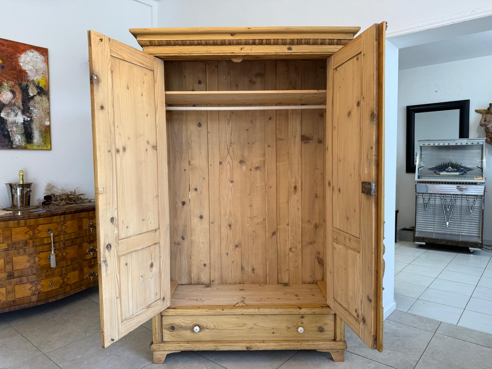 Sale Gründerzeit Bauernschrank Weichholz Steiermark Weichholz D2780