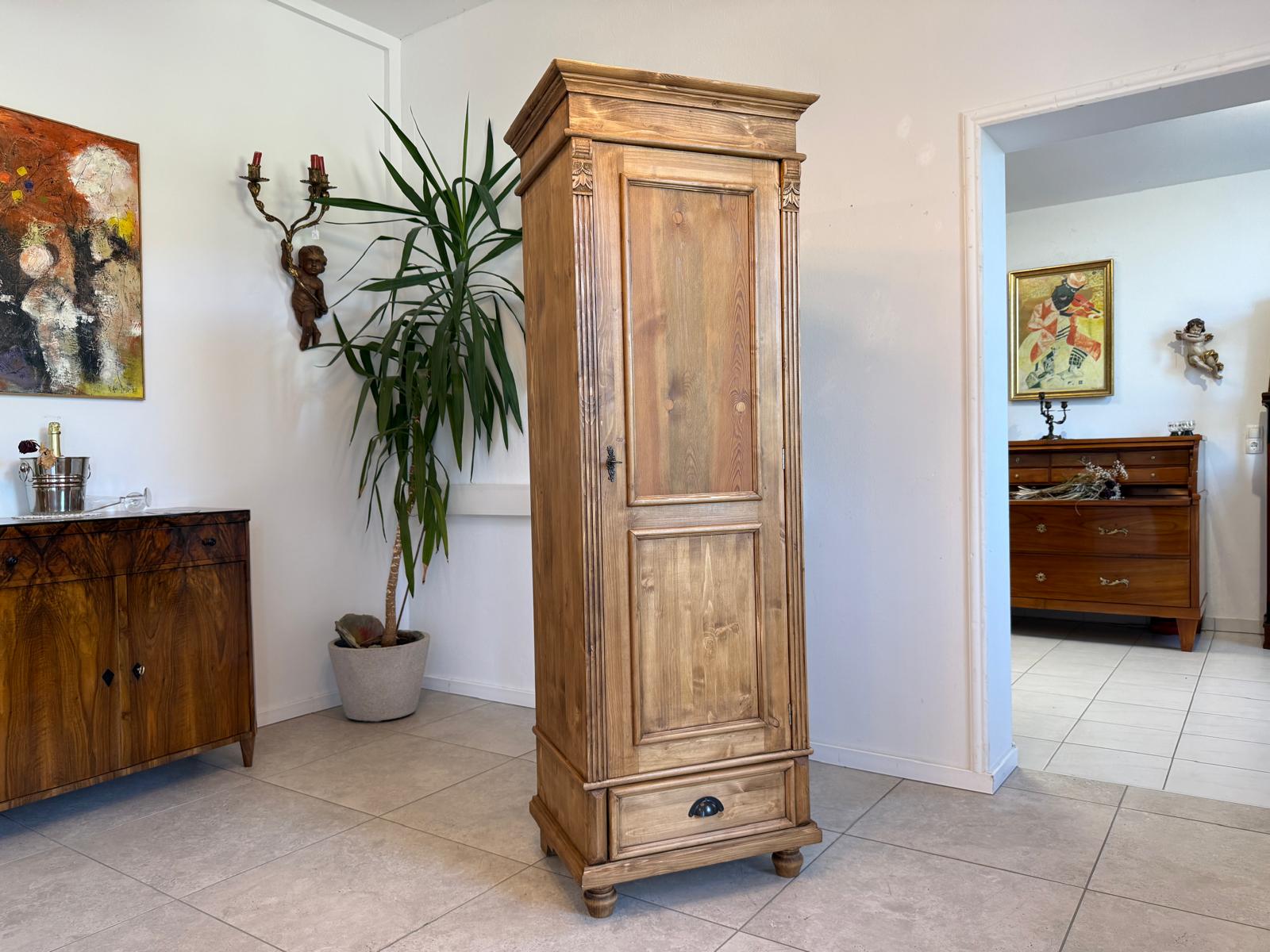 Bäuerlicher Gründerzeit Bauernschrank Naturholzschrank G2040