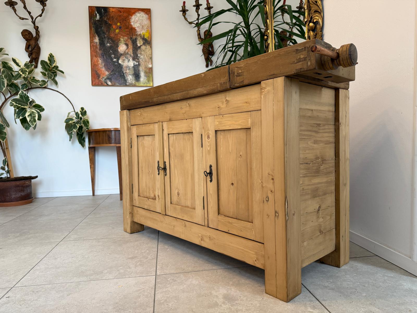 Urige Hobelbank Werkbank Pult Tresen Ladenschrank Antik G2253