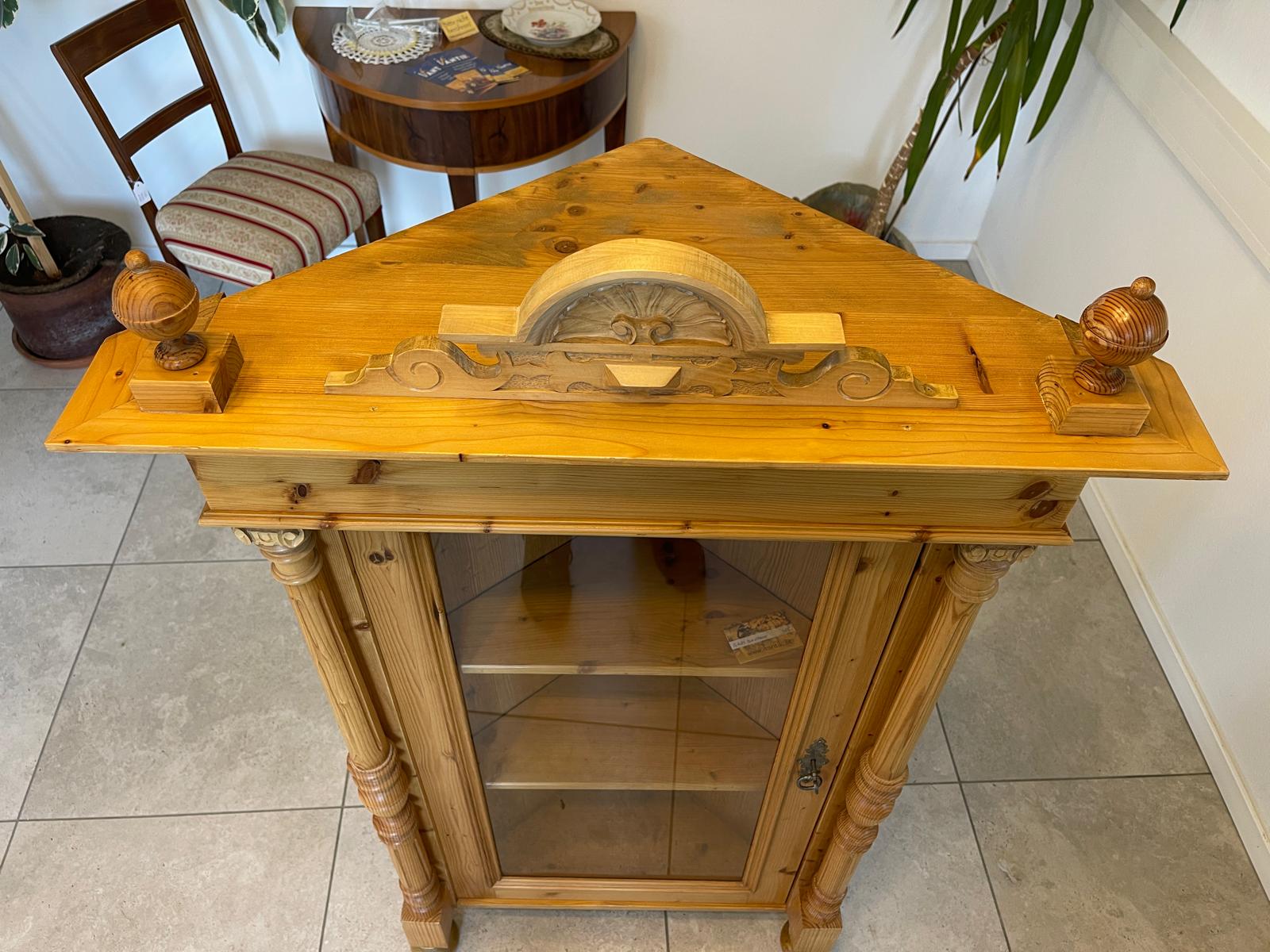 Bäuerlicher Eckschrank Eckvitrine Naturholz G1083