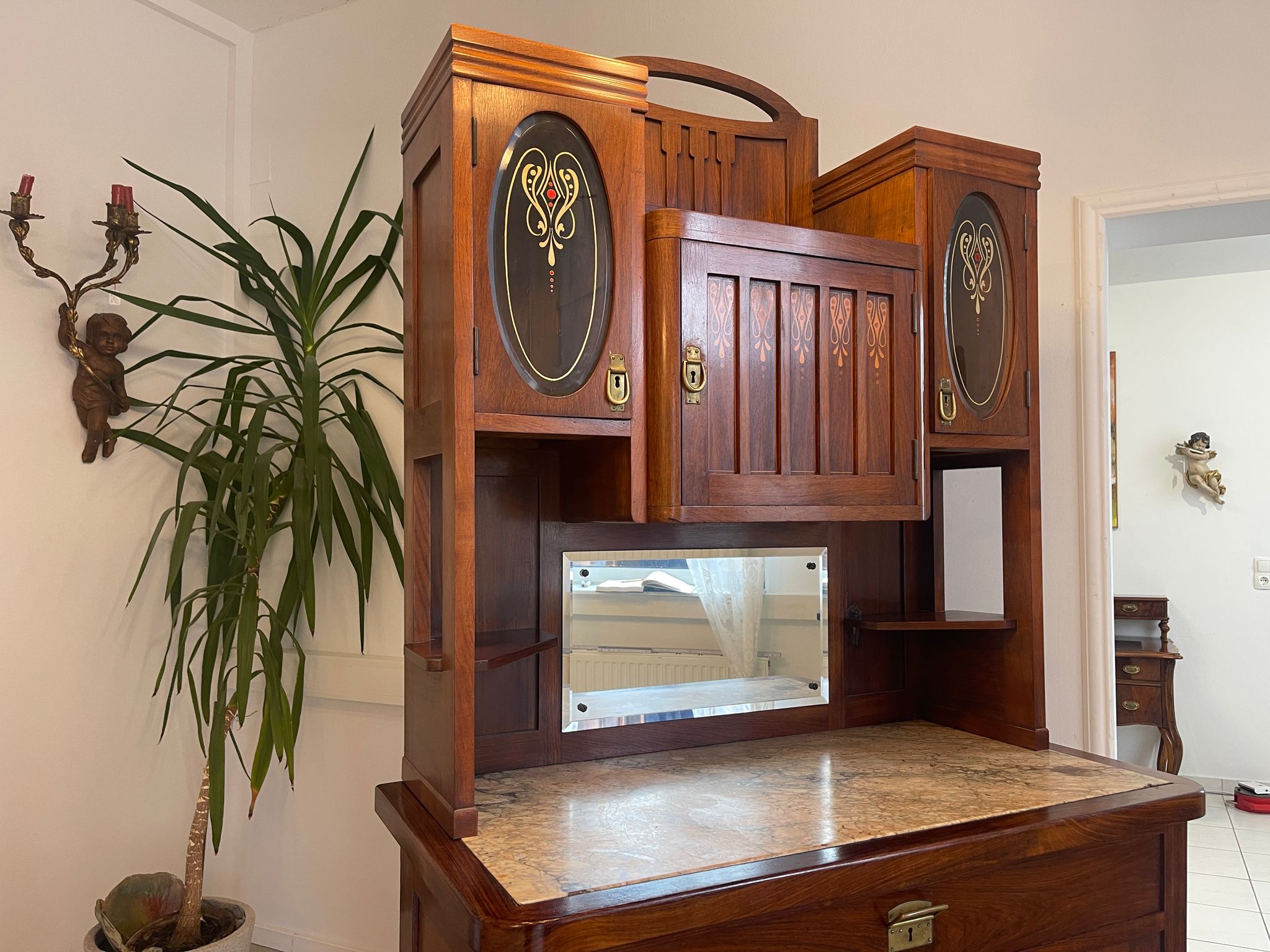 Elegantes Originales Jugendstil Designerbuffet Aufsatzbuffet Glasschrank G1229