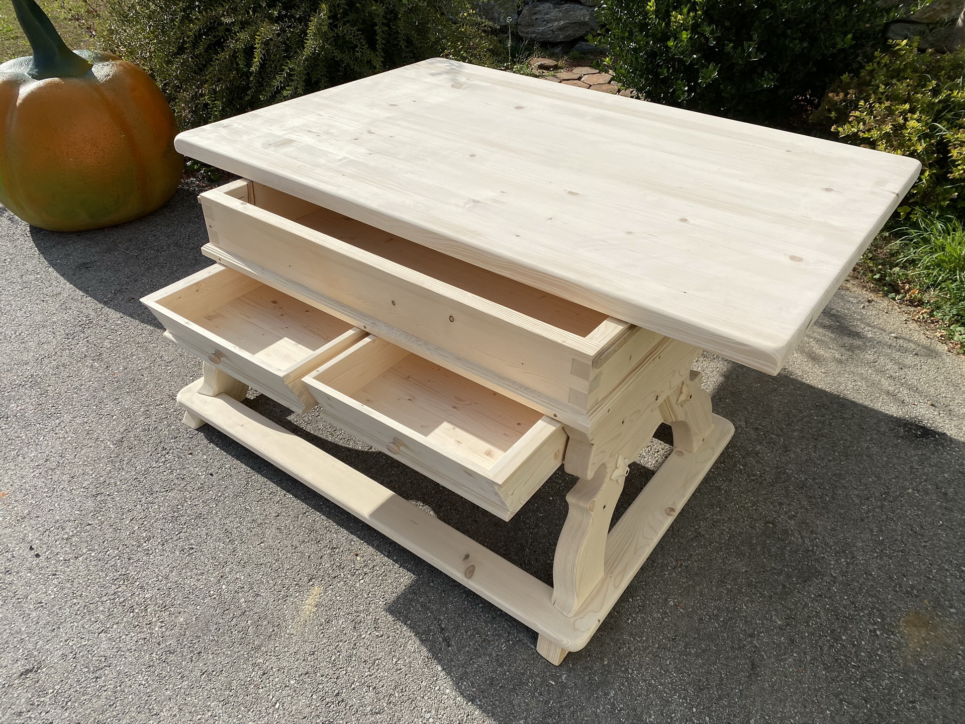 jogltisch-Bauerntisch-TIsch_157 Massiver Jogltisch Bauerntisch aus Fichte, original Jogltisch, Naturholz, Modell A2199