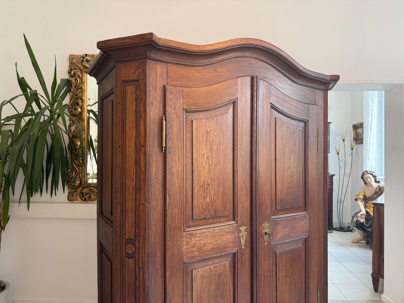 Barock Hallenschrank Schrank Eichenholz Geschnitzt D2626