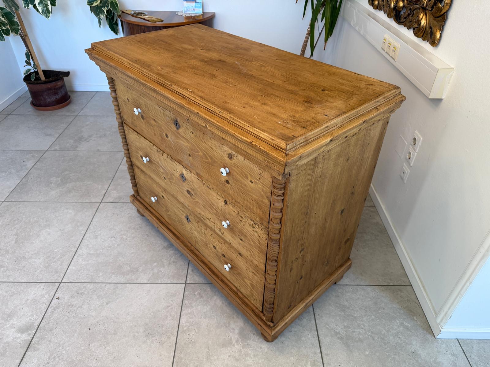 Originale Gründerzeit Kommode Antik 3 Laden aus Fichtenholz Weichholz G2281