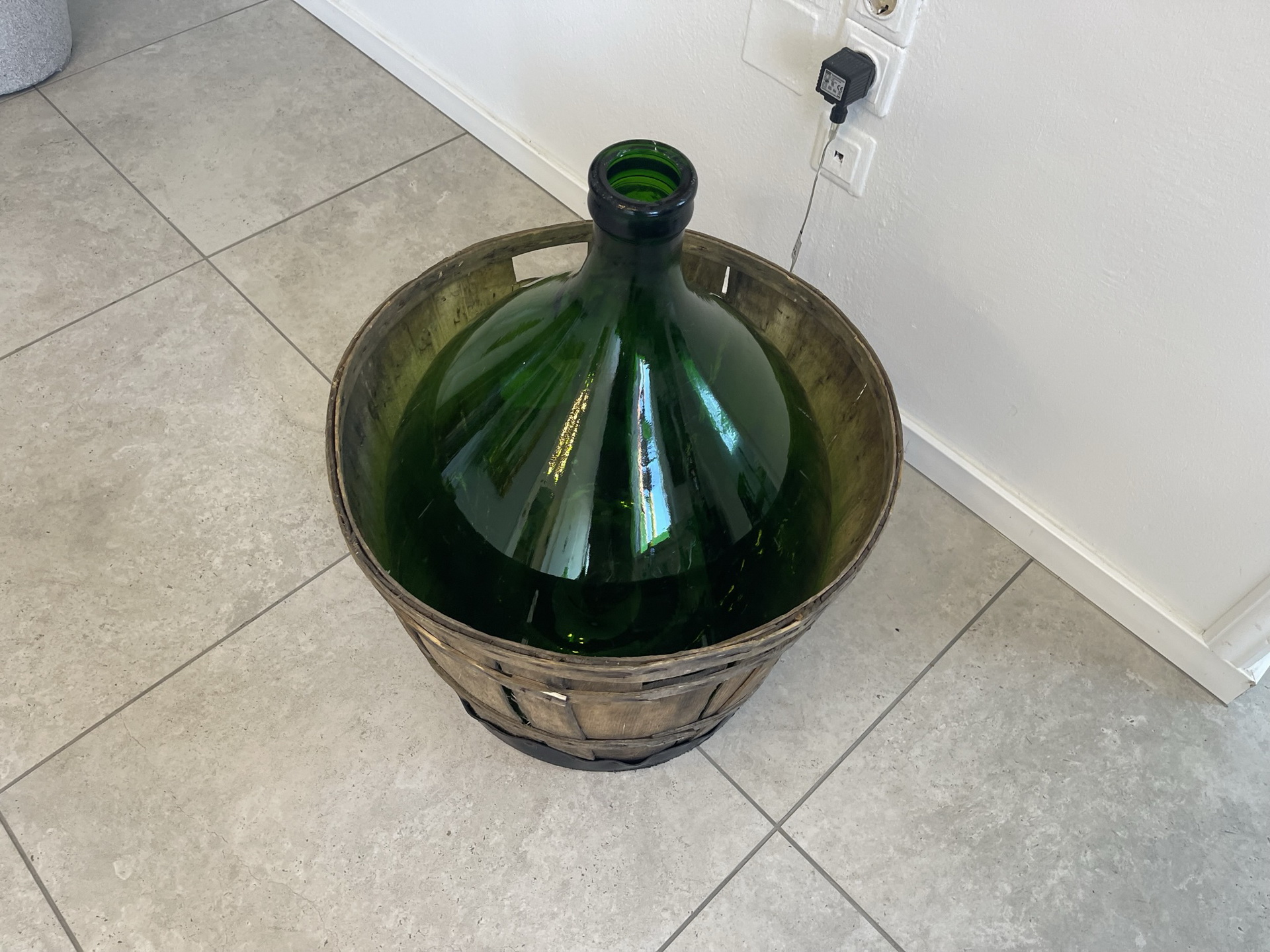 bauernstube_99mPKLdYuCrk6ik Alte Ballonflasche Weinballon, Gärballon, Ballonflasche B1736Fl