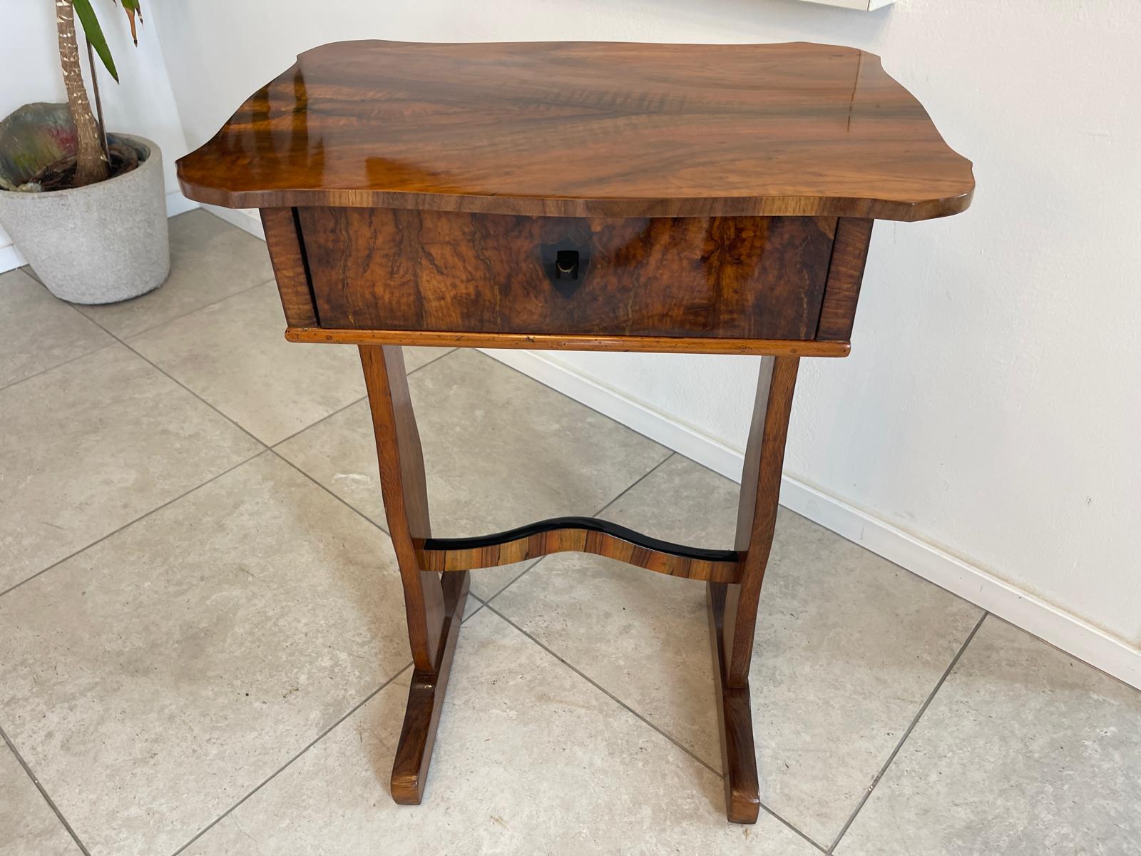 Restaurierter Biedermeier Spieltisch Tisch Schachtisch Konsoltisch G1745
