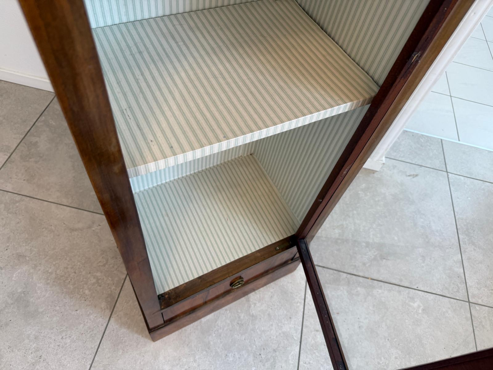 Traum Stilvitrine Biedermeier Glasschrank Bücherschrank G1918