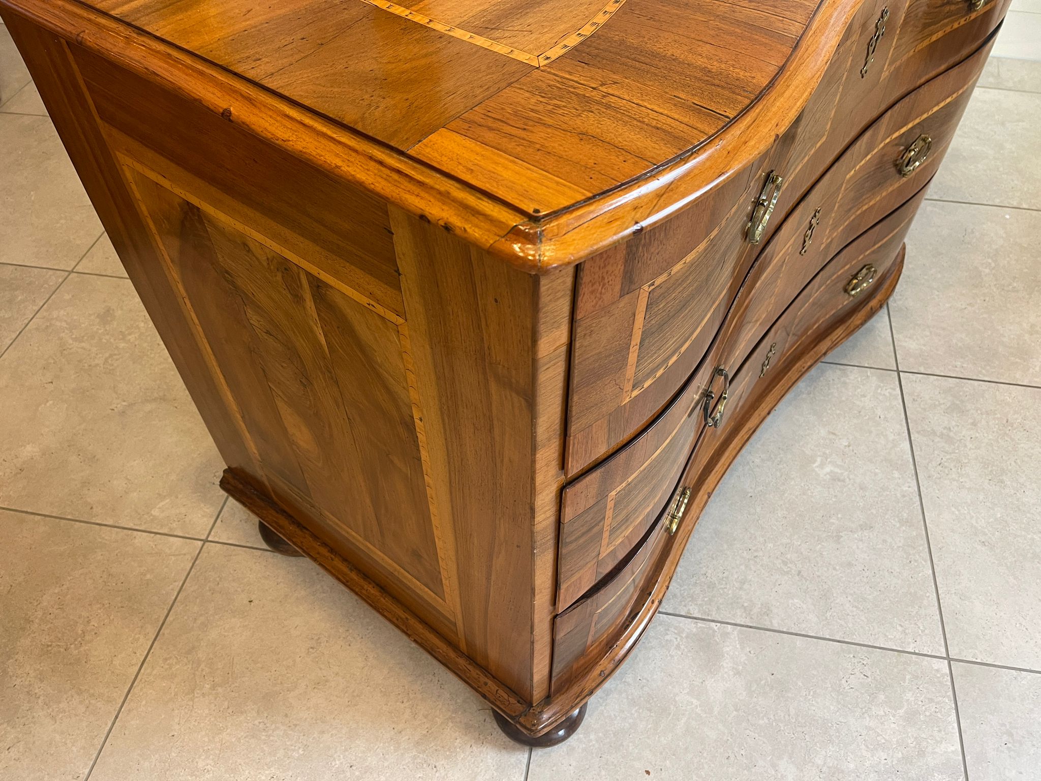 92cb0b6a-f1f0-4e32-b3fe-0af4ad938eae Sale Barock Kommode Ladenkommode Original A5042