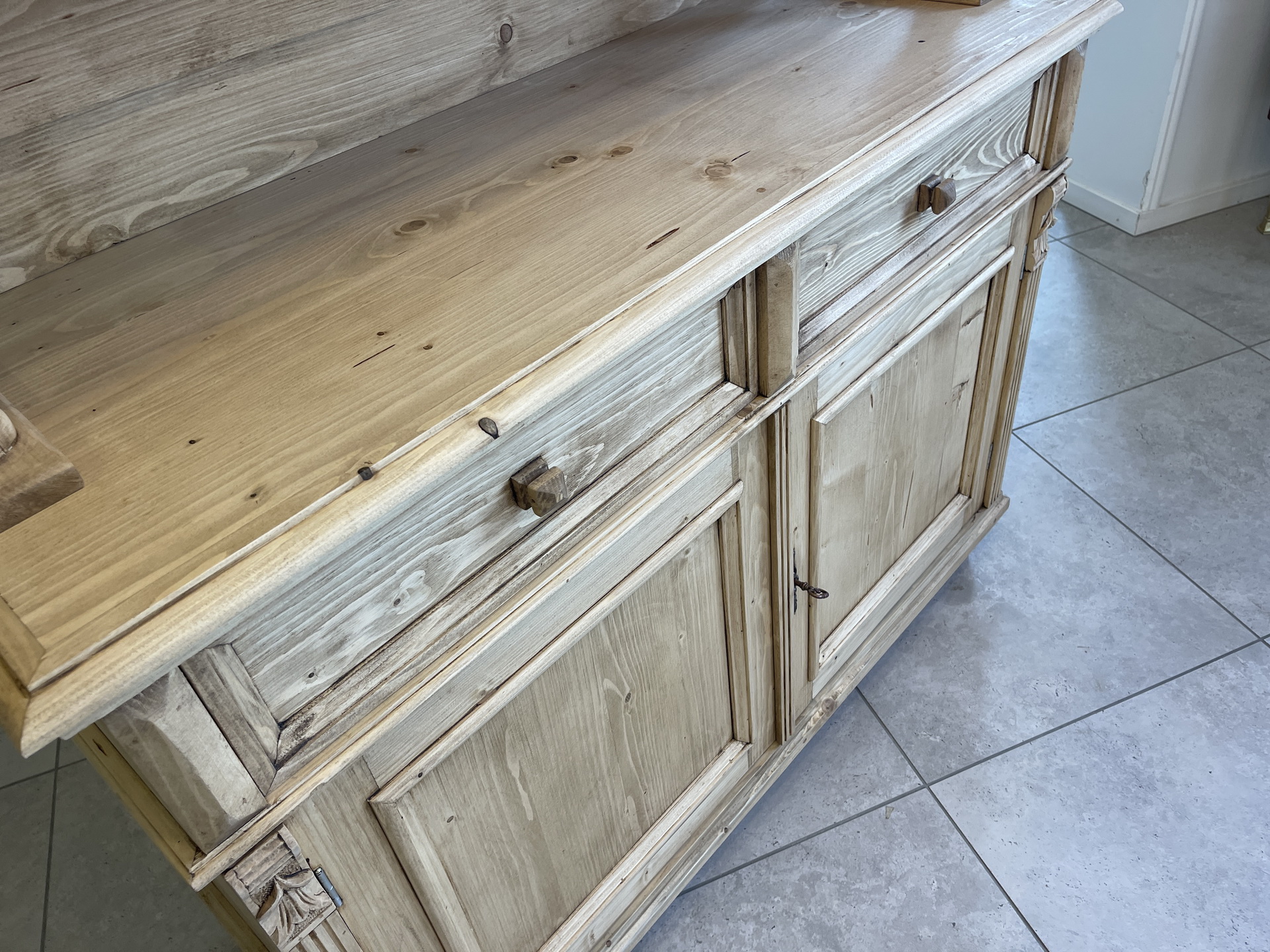 Biedermeier-Barock-10CfjCSZjDBt7Th Gründerzeit Küchenkredenz Antike Vitrinenschrank aus massivem Fichtenholz A4077