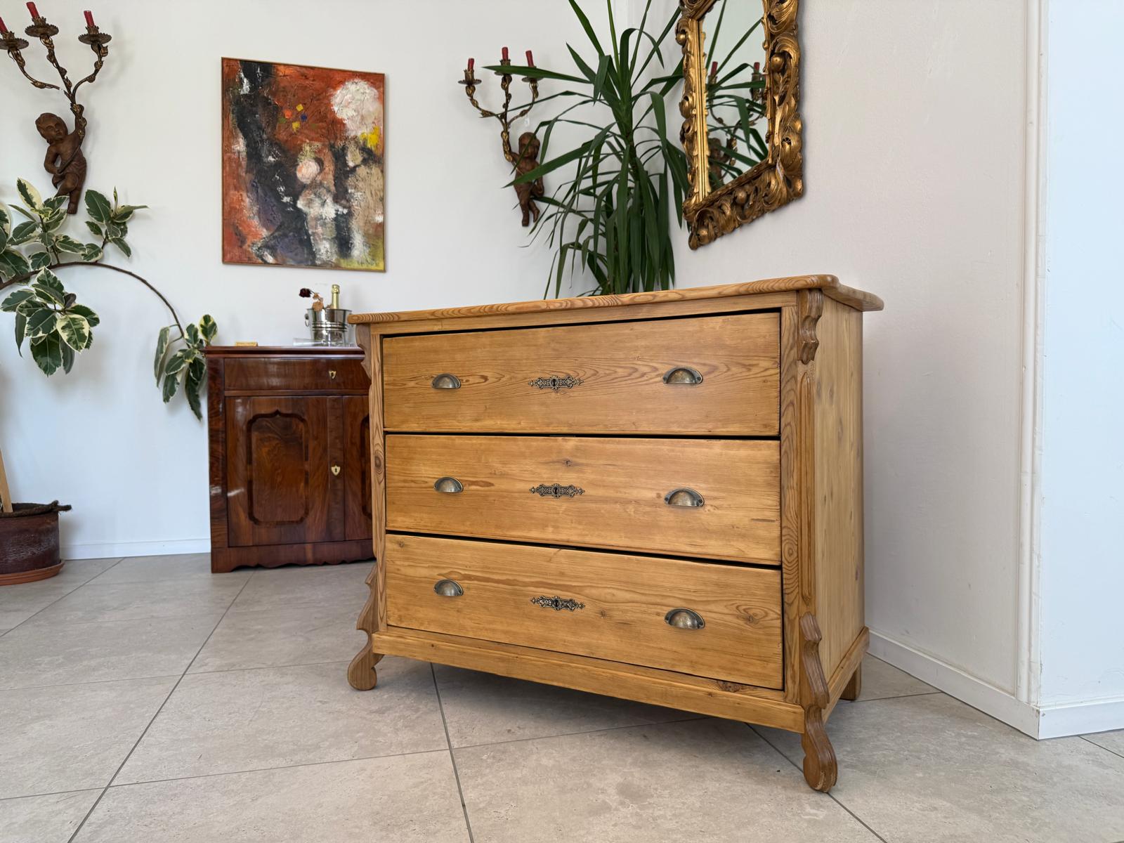 Restaurierte Gründerzeit 3 Laden Kommode Luize Phillipe Weichholz G1845