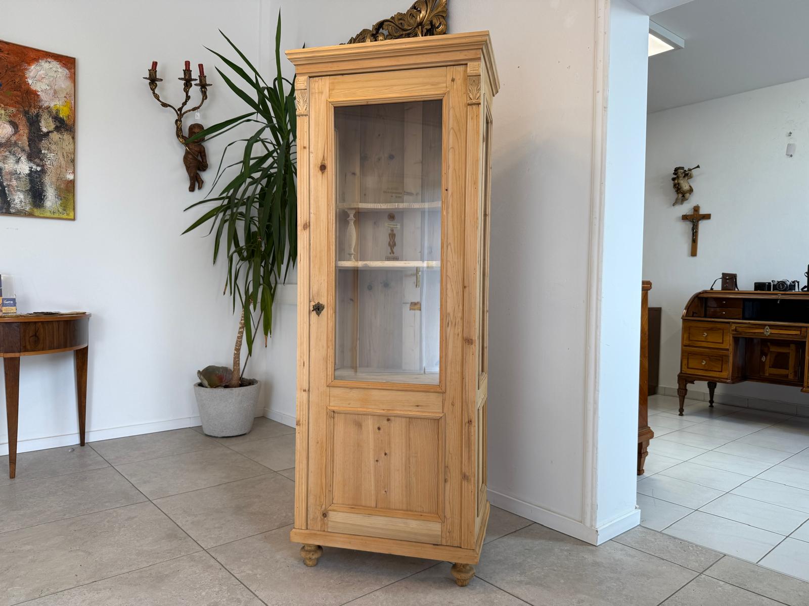 Bäuerliche Vitrine Bauernvitrine Bauernschrank Naturholz Vitrine G2147