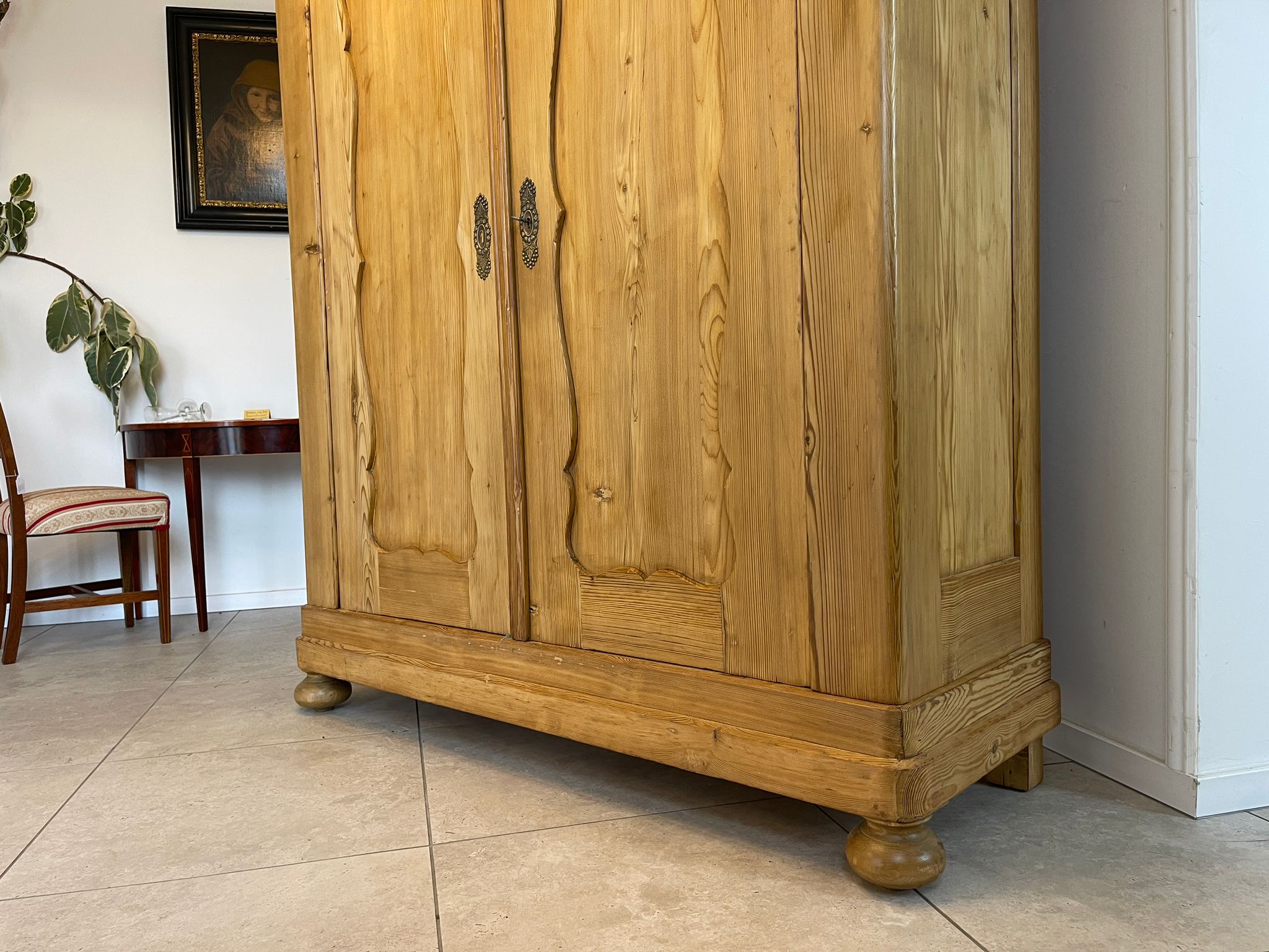 48a76707-026d-46c8-8854-1583159d7885 originaler Bauernschrank Biedermeierschrank Hallenschrank A5097