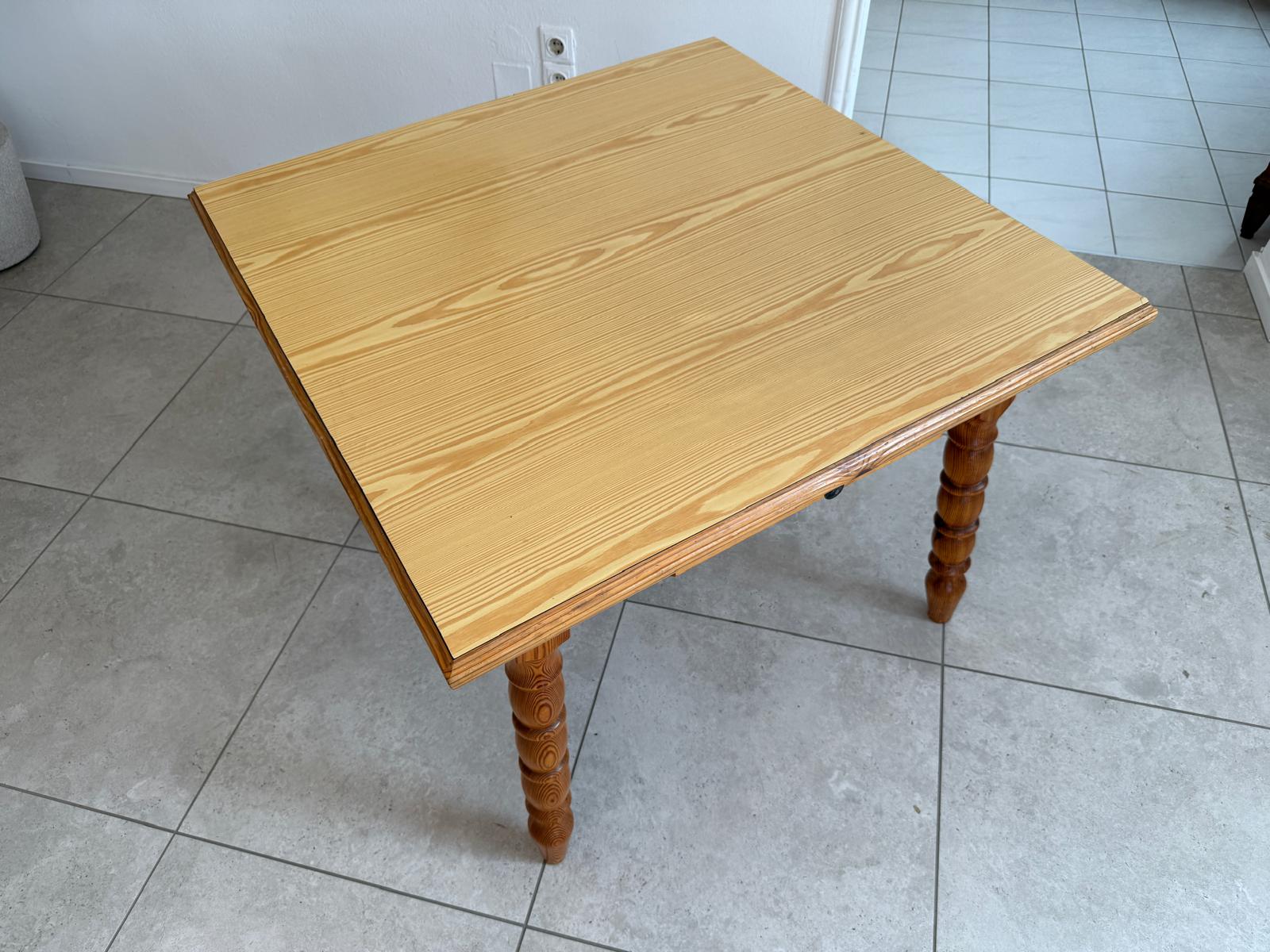 Einfacher Bauerntisch Teilmassiv Esstisch G1887