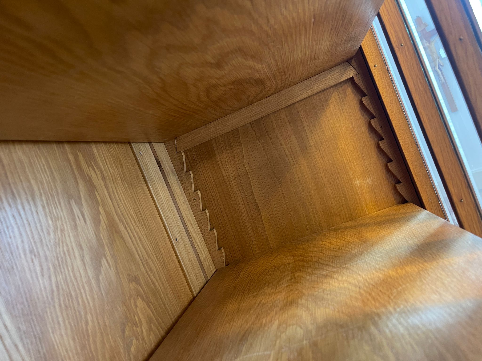aa9a50de-51d2-42c6-b28f-00d36612b185 Jugendstil Schrank Kleiderkasten Jugendstil Bücherschrank A4887