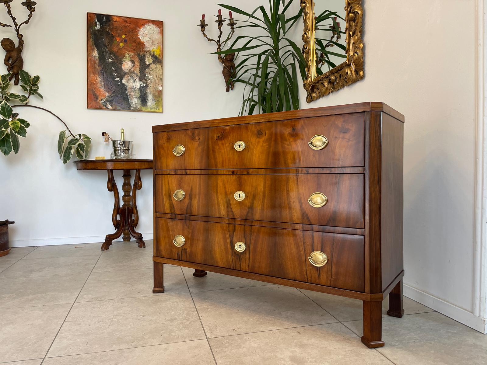 Restaurierte Biedermeier Kommode Sale Antiquität Nussholzfurnier Antiquität G1741