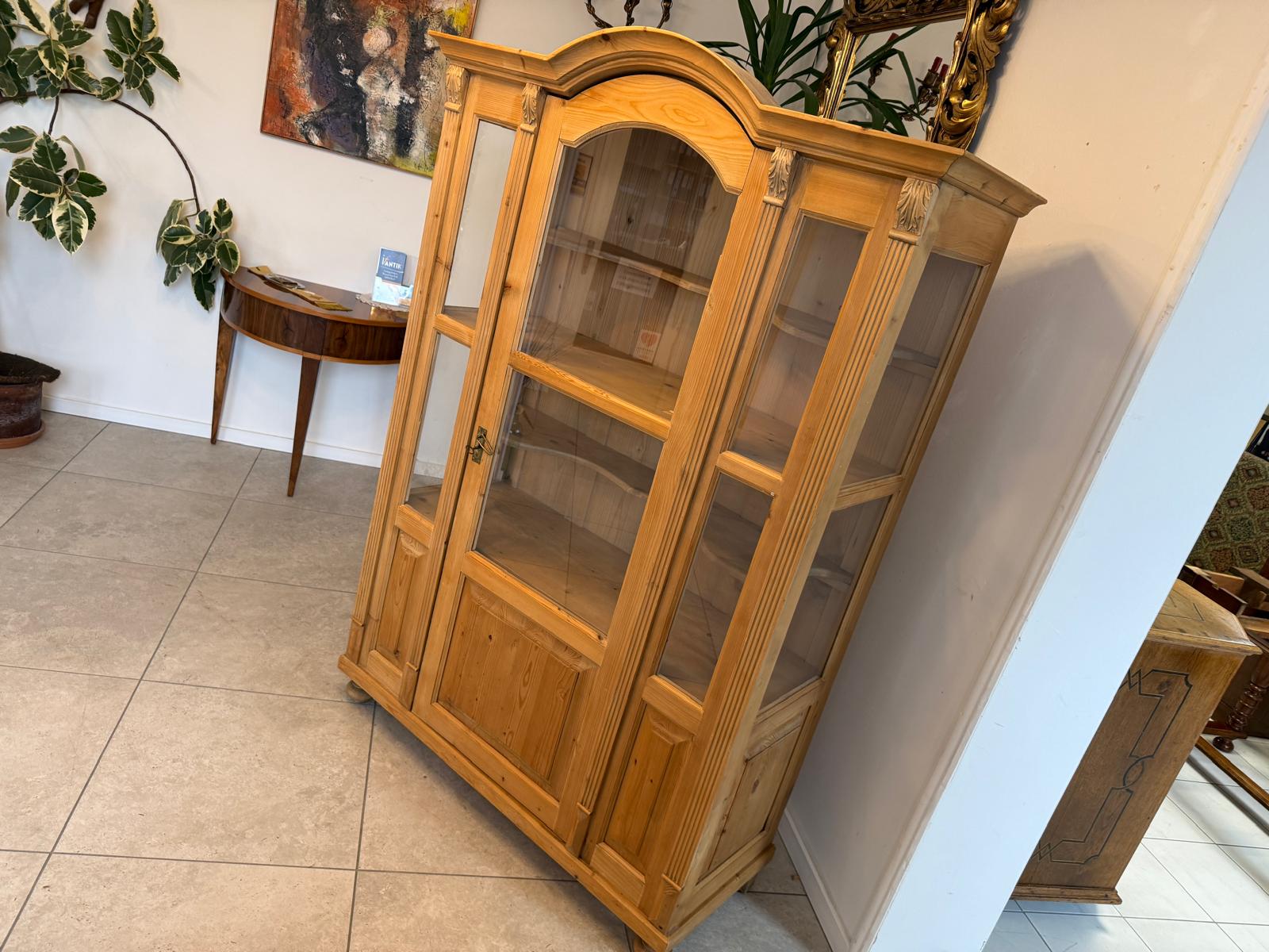 Bäuerliche Vitrine Bauernvitrine Bauernschrank Naturholz Bücherschrank D1062