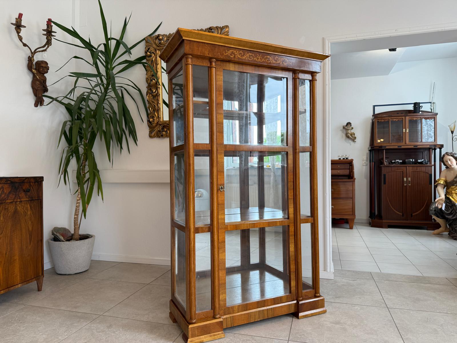 Vitrine im Biedermeier Stil Bücherschrank Glasschrank Edel G1884