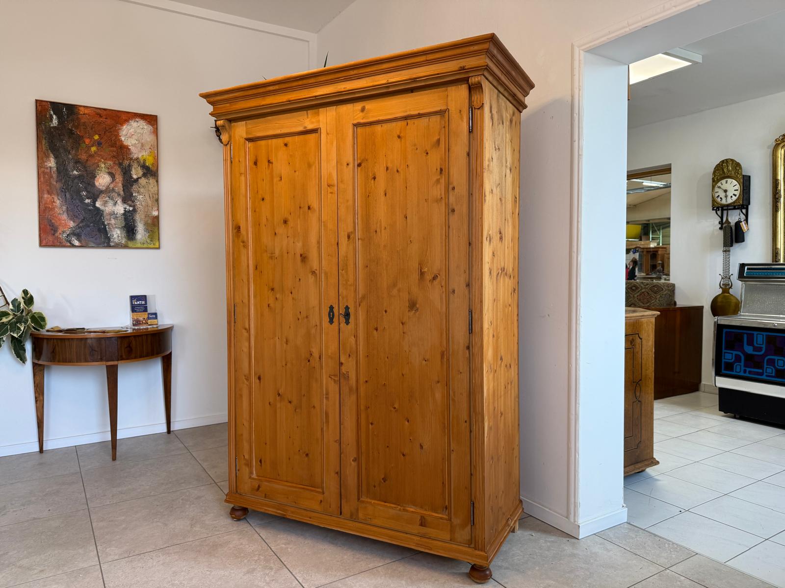 Gründerzeit Bauernschrank Bauernkasten Hallenschrank Weichholz G1046-1