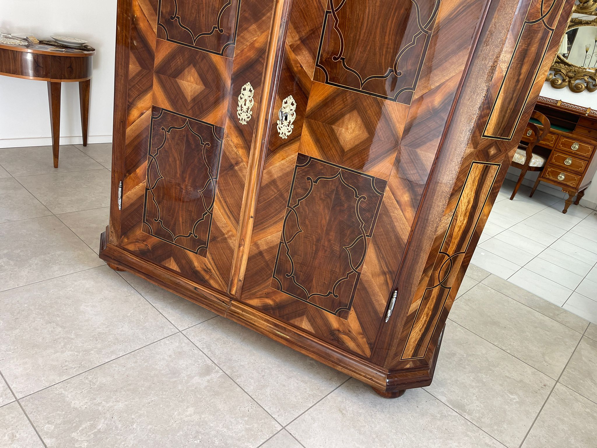 SALE Restauriert Barocker Hallenschrank Barockschrank Museumsexemplar Antiquität G1138