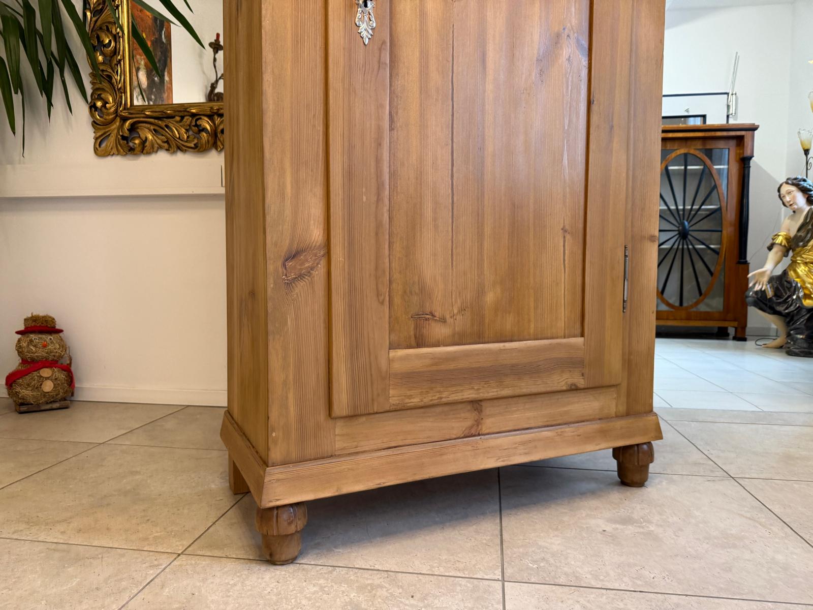 Restaurierter 1 türiger Bauernschrank Biedermeier Naturholzschrank G2261