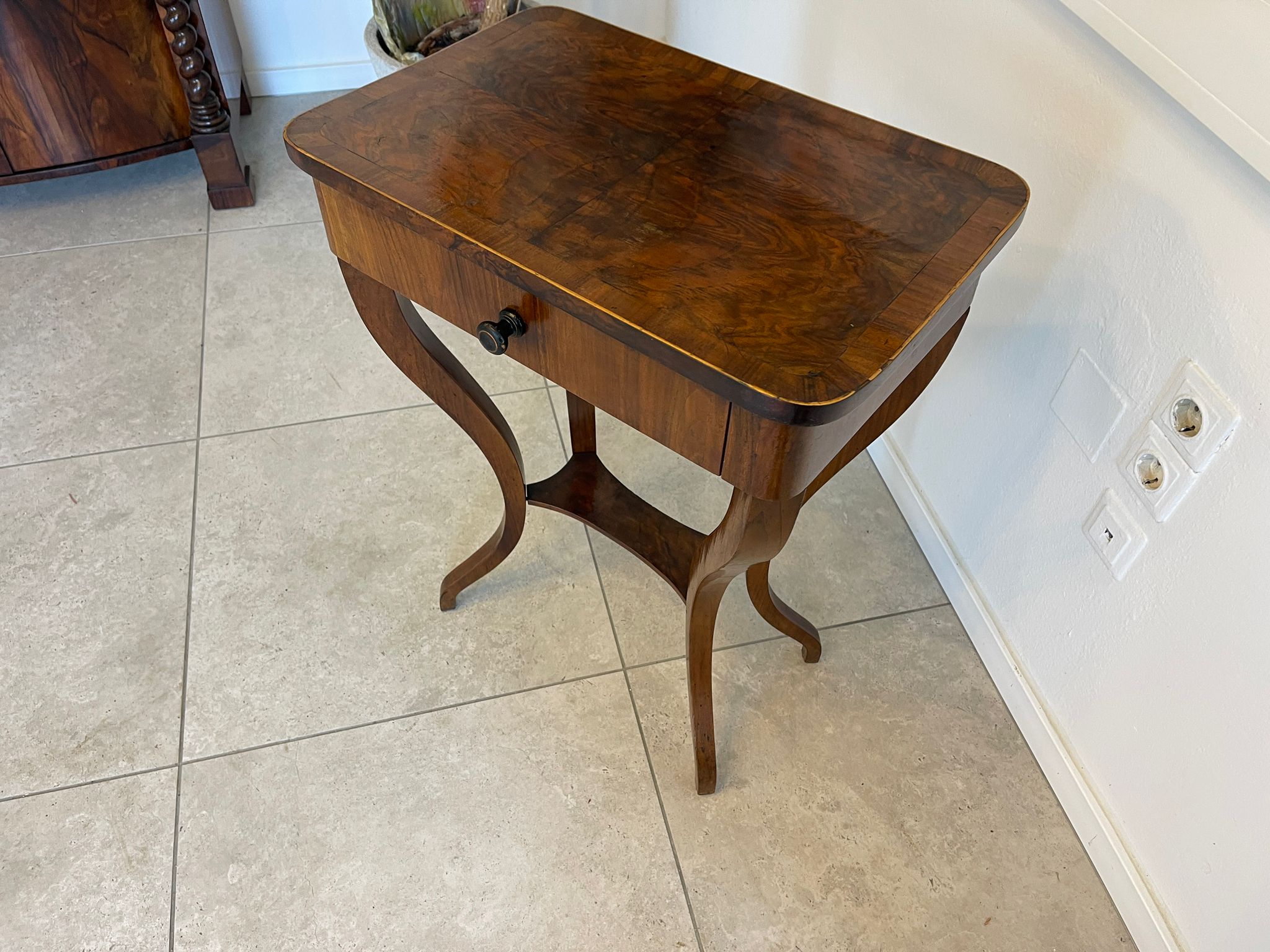 139af73a-e515-4fff-8694-97e3820b798b Originales Biedermeier Tischerl Nähtischerl A4892