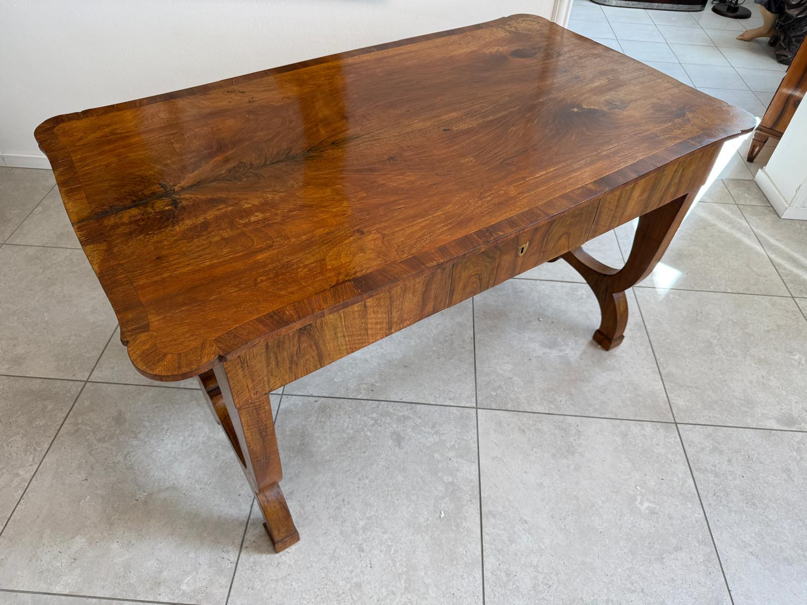 Spätbiedermeier Schreibtisch Sekretär Nussholz Originalstück D2388
