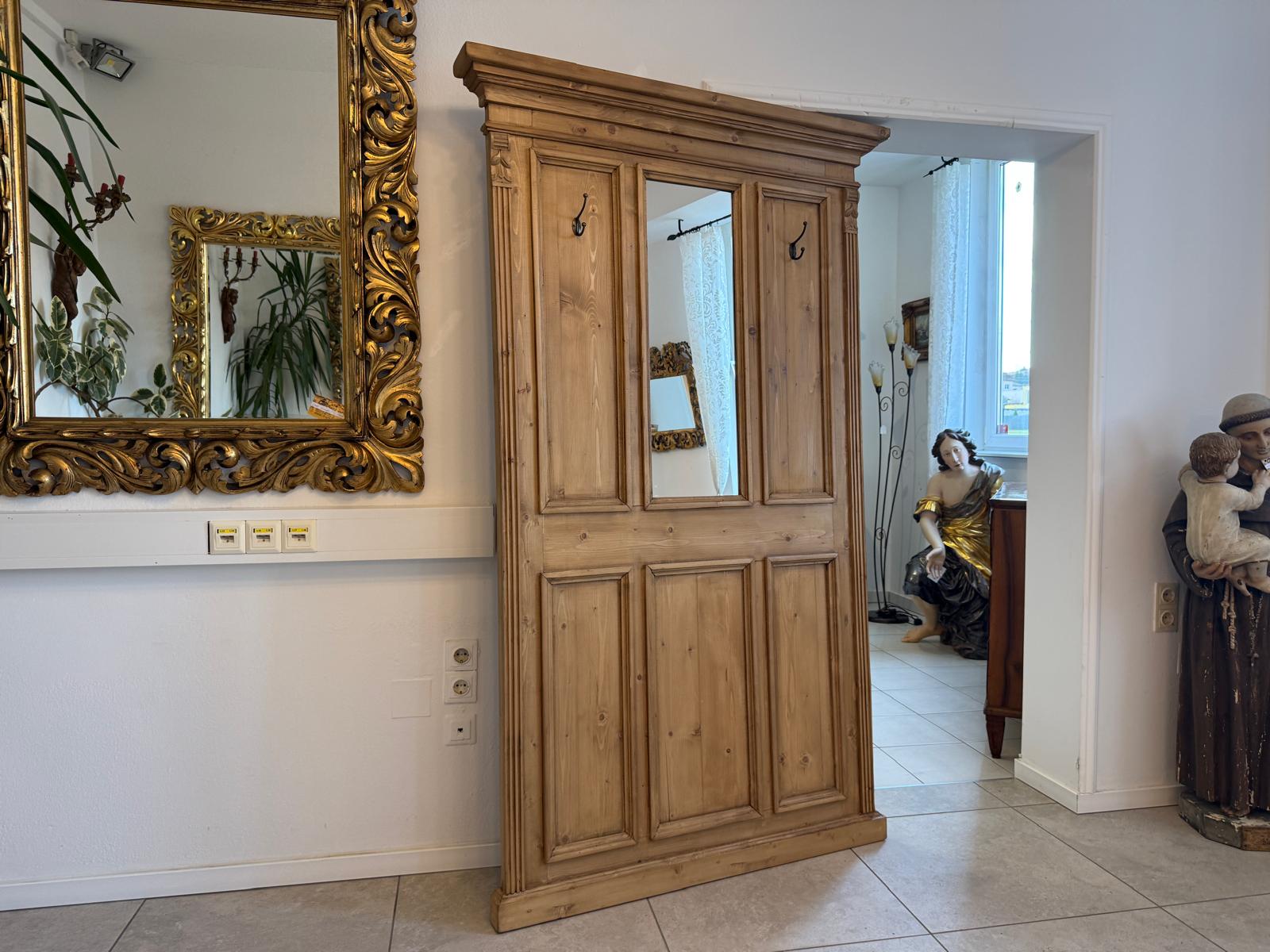 Bäuerliche Garderobe Kleiderablage Hutablage D2324