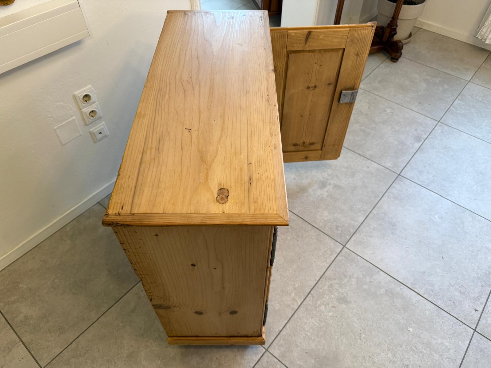 Bäuerliche Anrichte Sideboard Kommode Original Fichtenholz Weichholz G2297