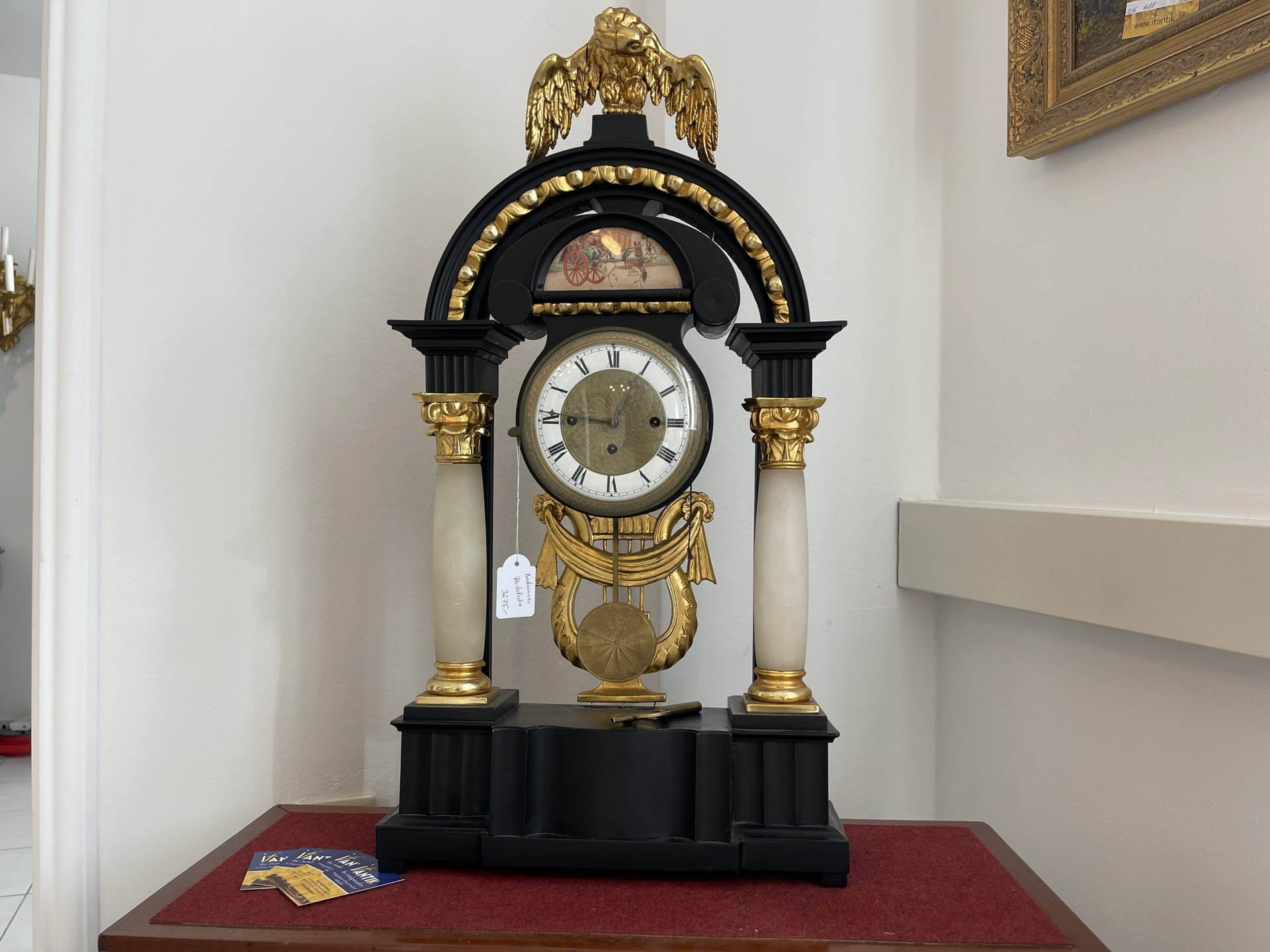 IMG_2895vvoKzeqaazCj3 Originaler Biedermeier Kommodenuhr mit Spielwerk, vergoldet, antik - B1734