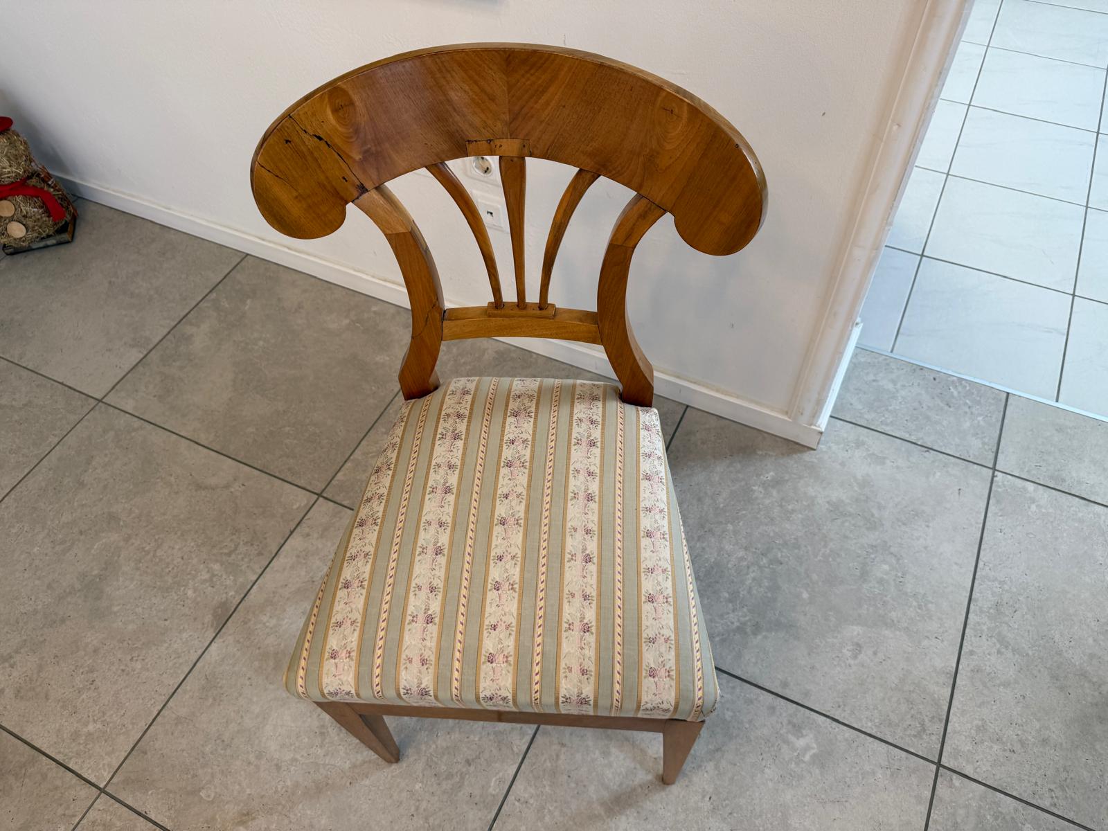 Originaler Biedermeier Sessel Nussholz Schaufelsessel D1005