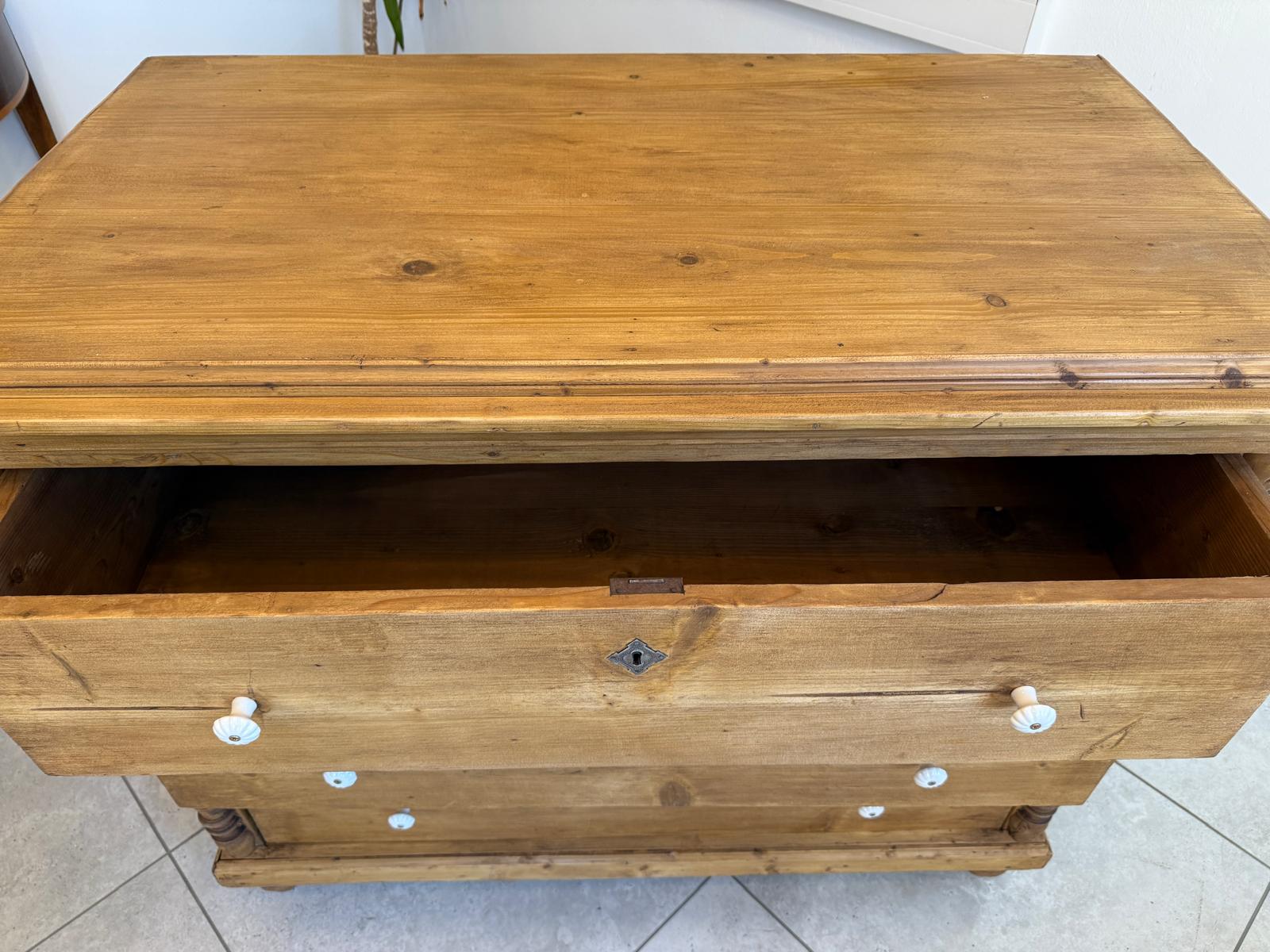 Originale Gründerzeit Kommode Antik 3 Laden aus Fichtenholz Weichholz G2282