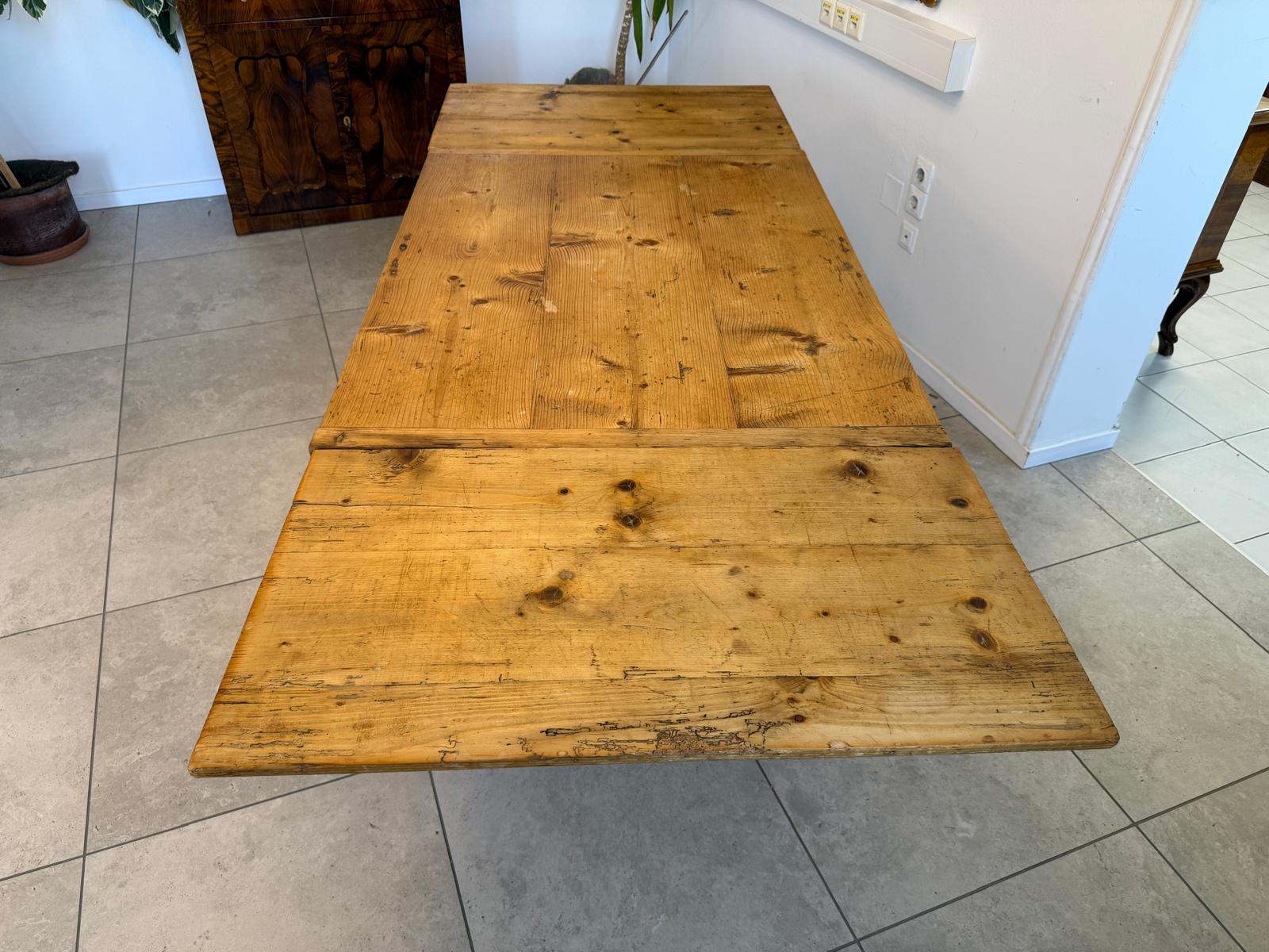Uriger Bauerntisch Tafeltisch Hüttentisch Naturholztisch Burgenland ifantik D2404